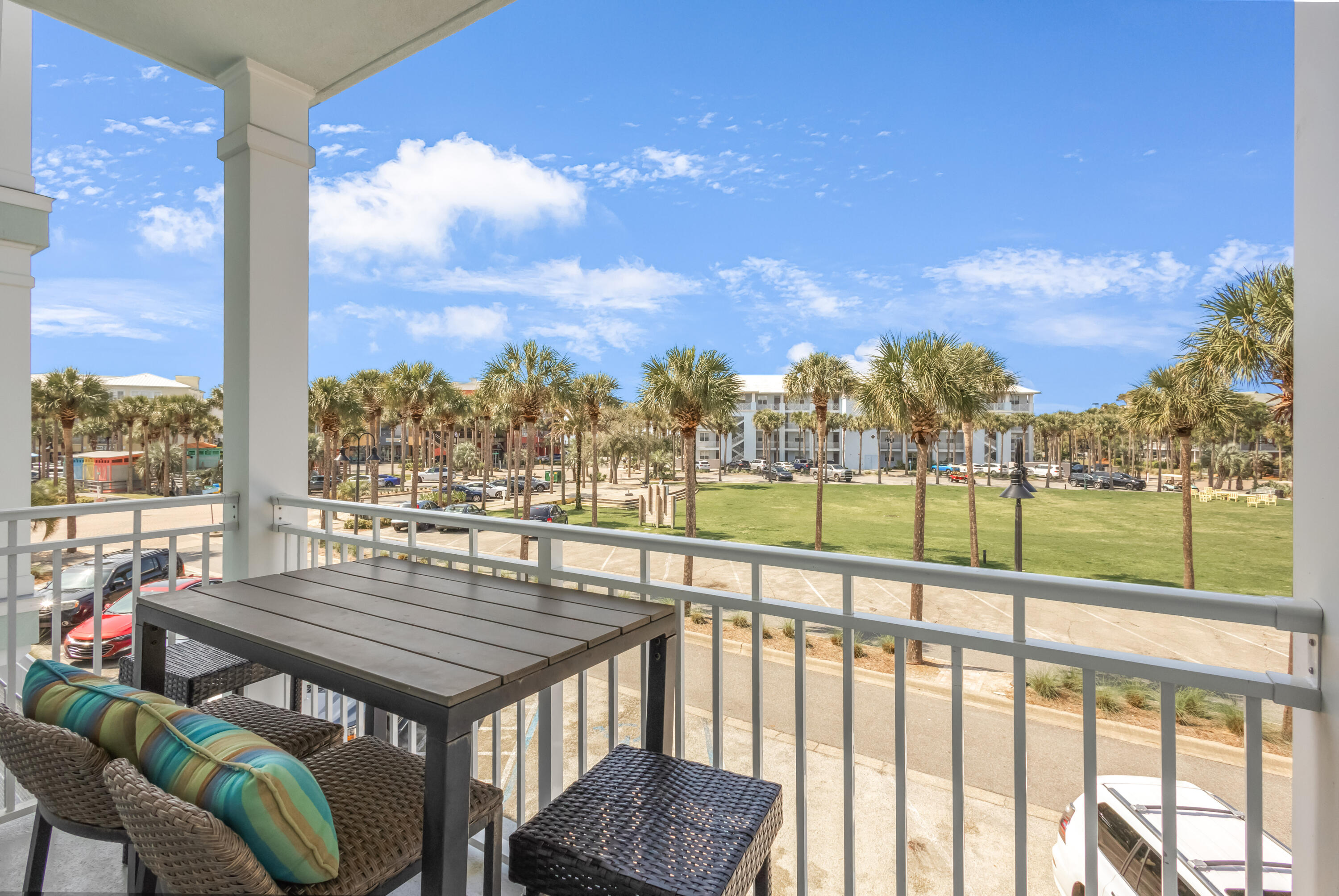 GULF PLACE RESIDENCES - Residential