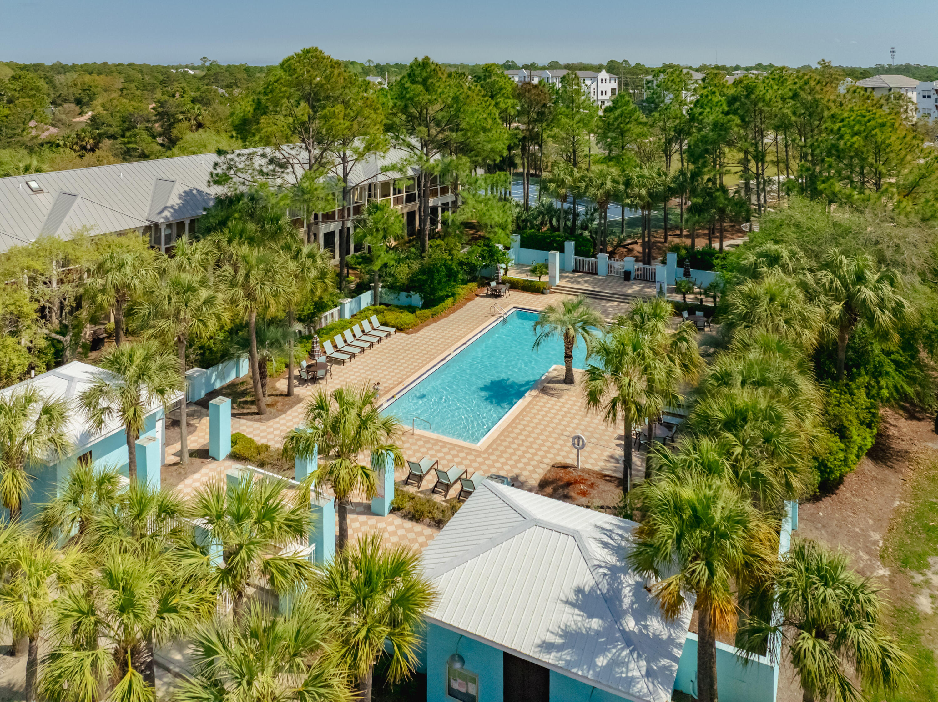 GULF PLACE RESIDENCES - Residential