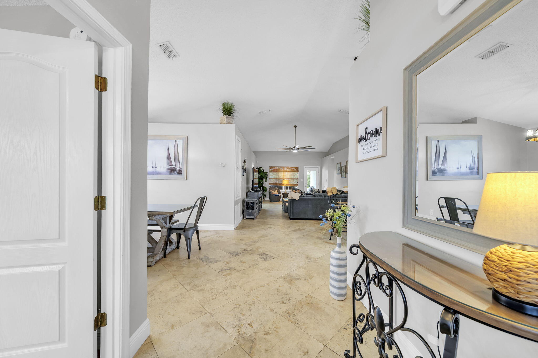 PARADISE RETREAT - Residential