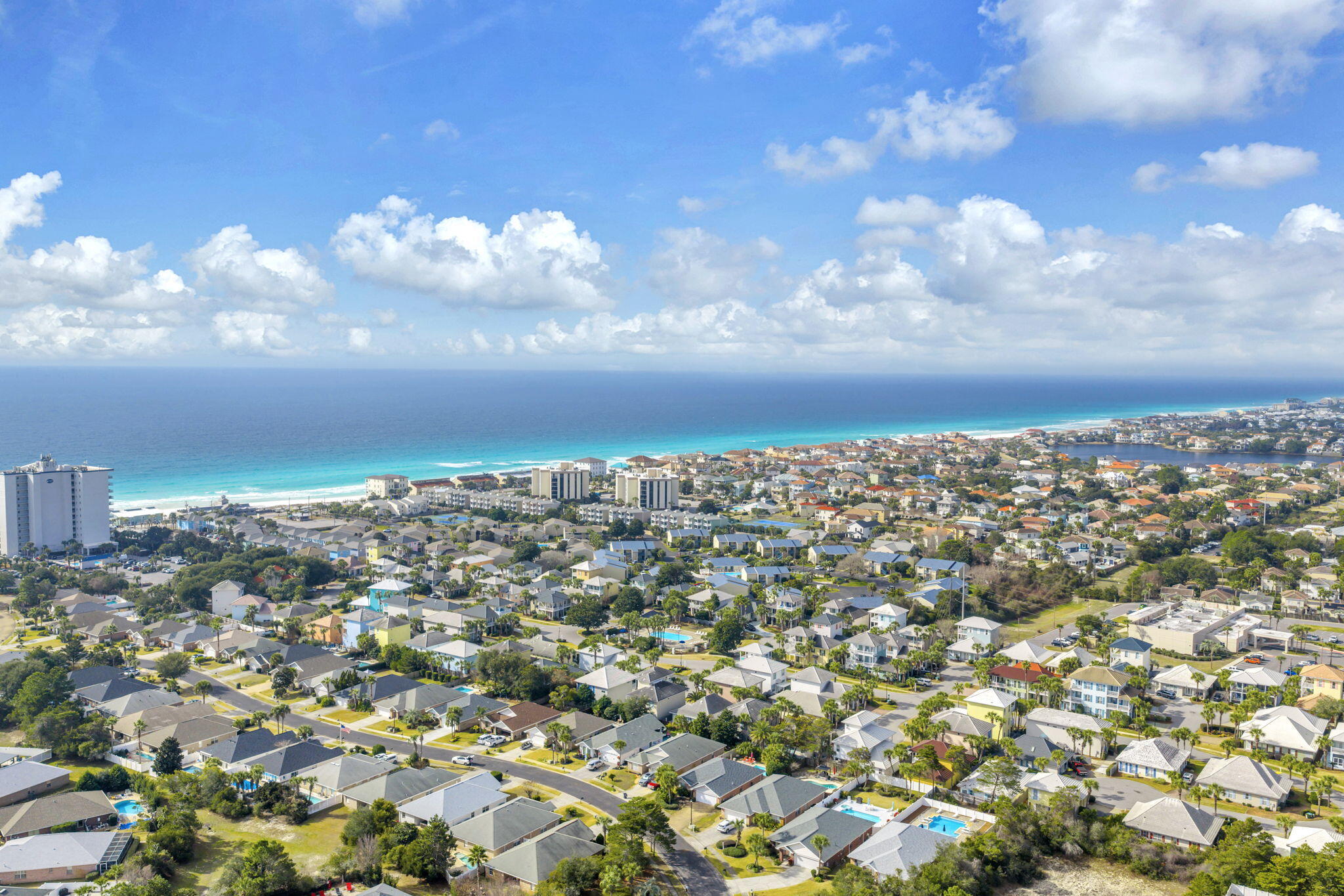 PARADISE RETREAT - Residential