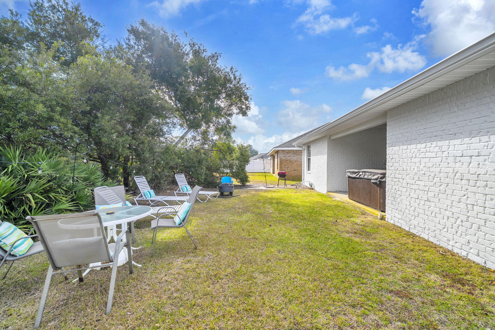 PARADISE RETREAT - Residential