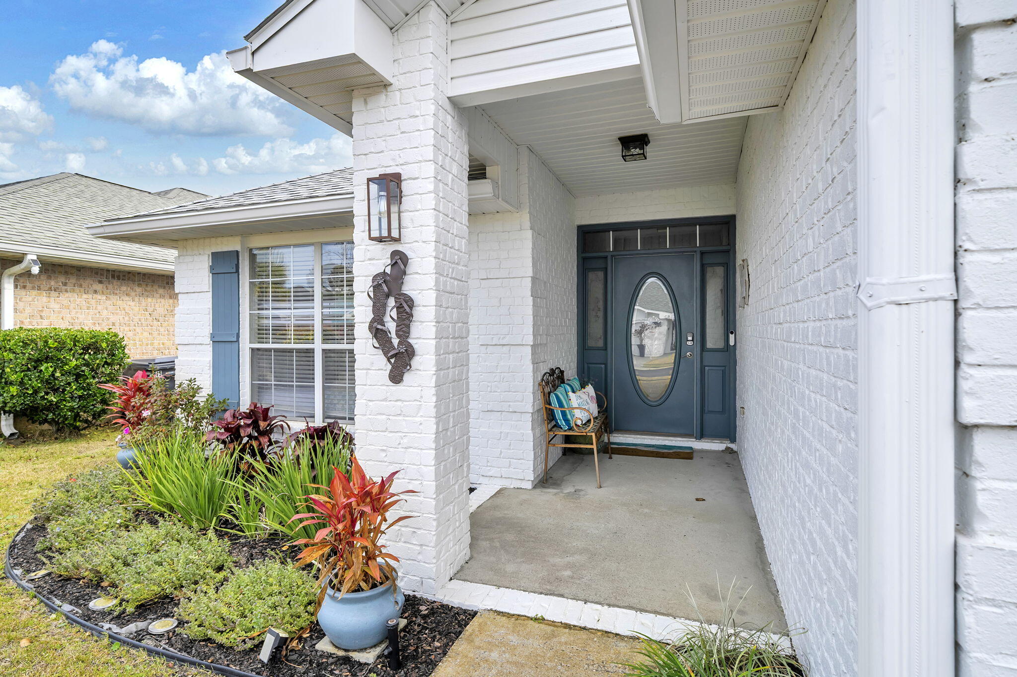 PARADISE RETREAT - Residential