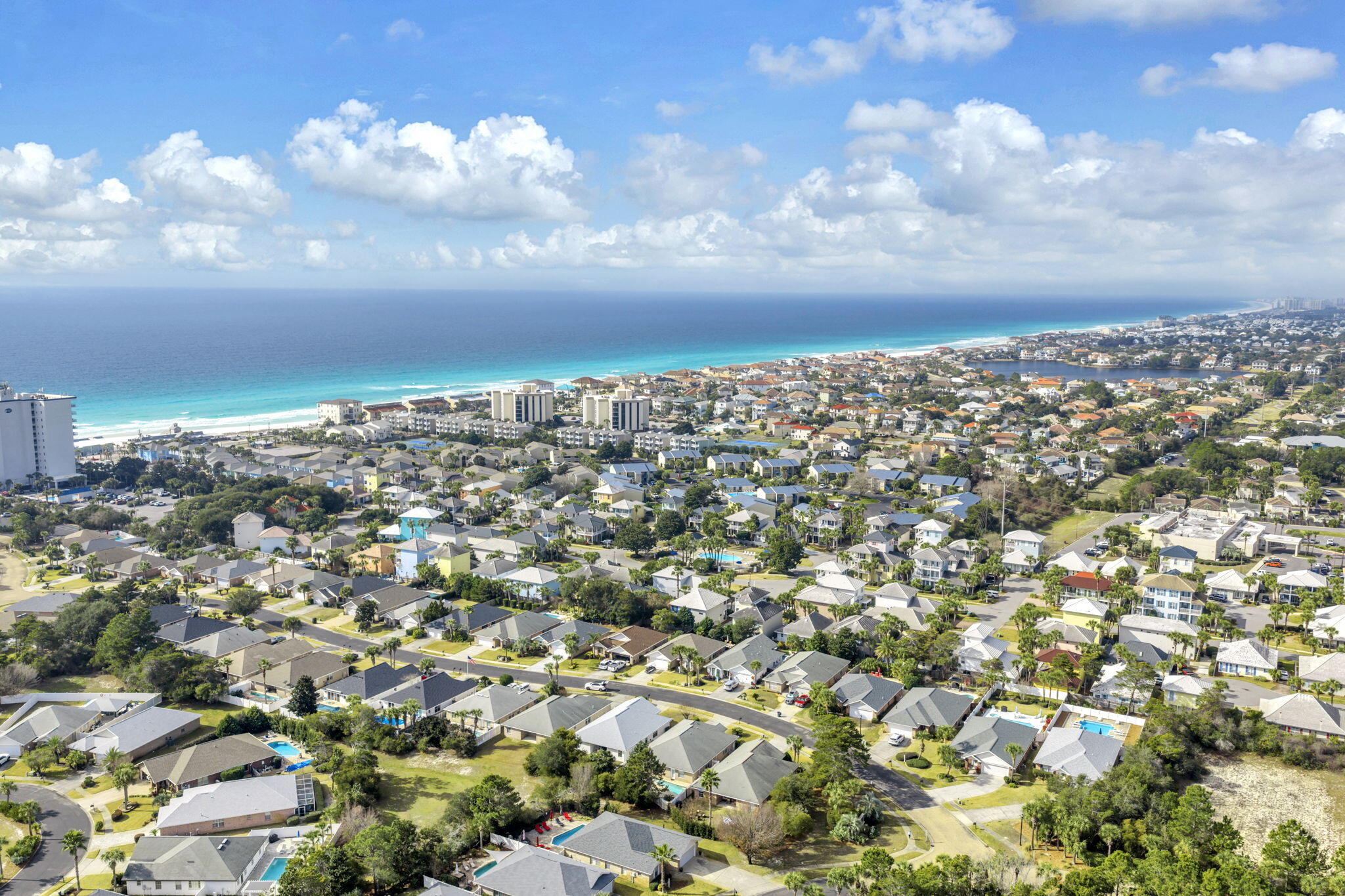 PARADISE RETREAT - Residential