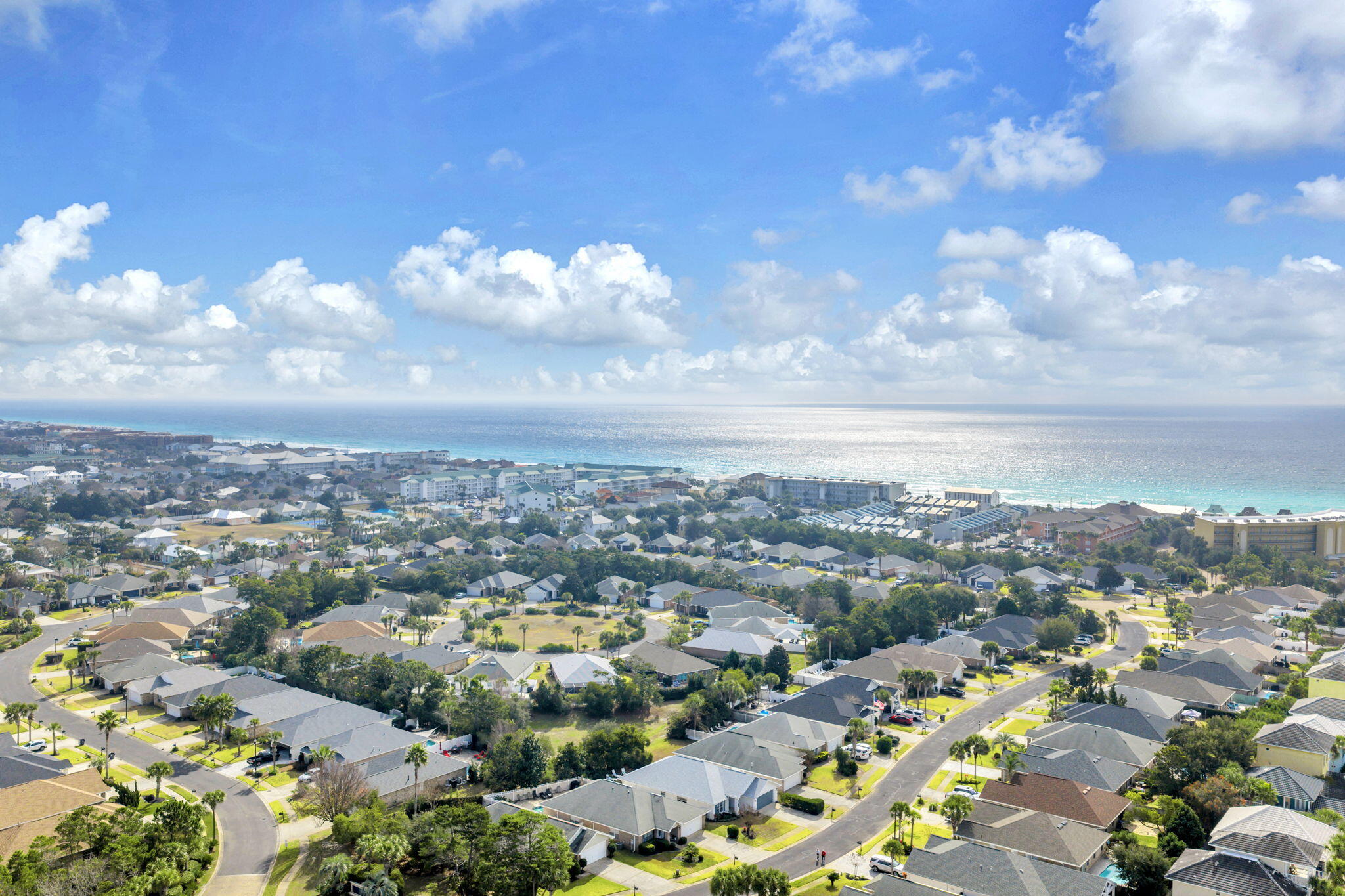 PARADISE RETREAT - Residential