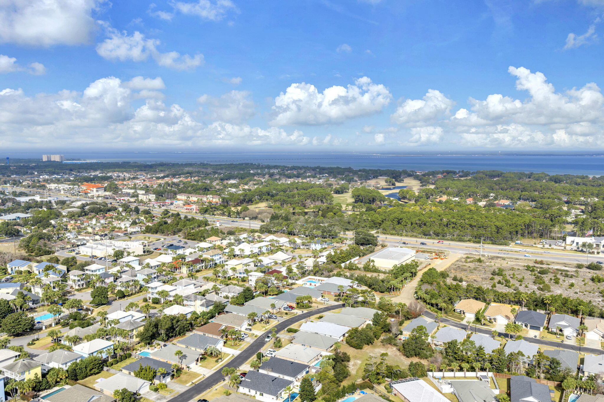 PARADISE RETREAT - Residential