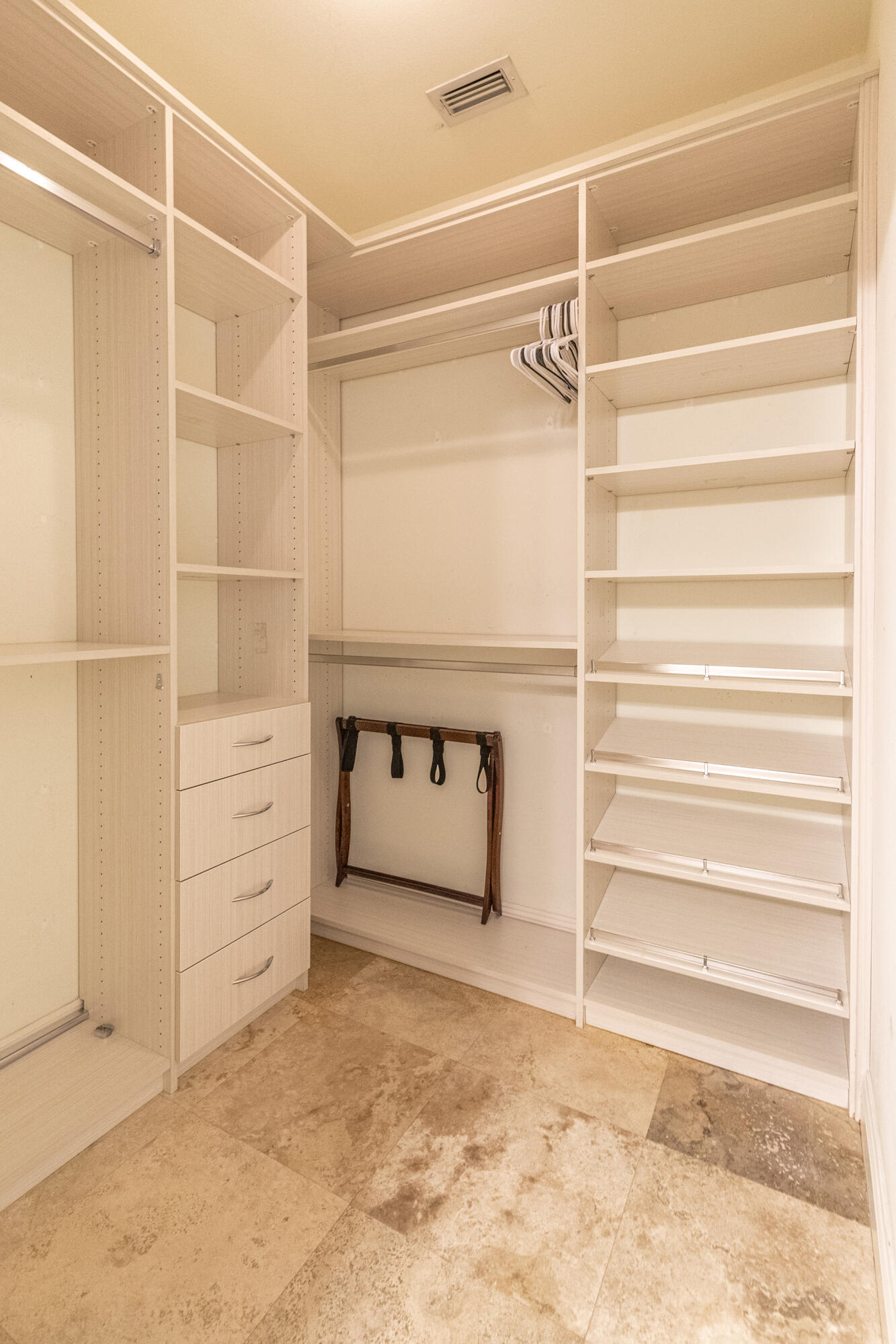 SOVEREIGN ISLE S/D - Residential Lease