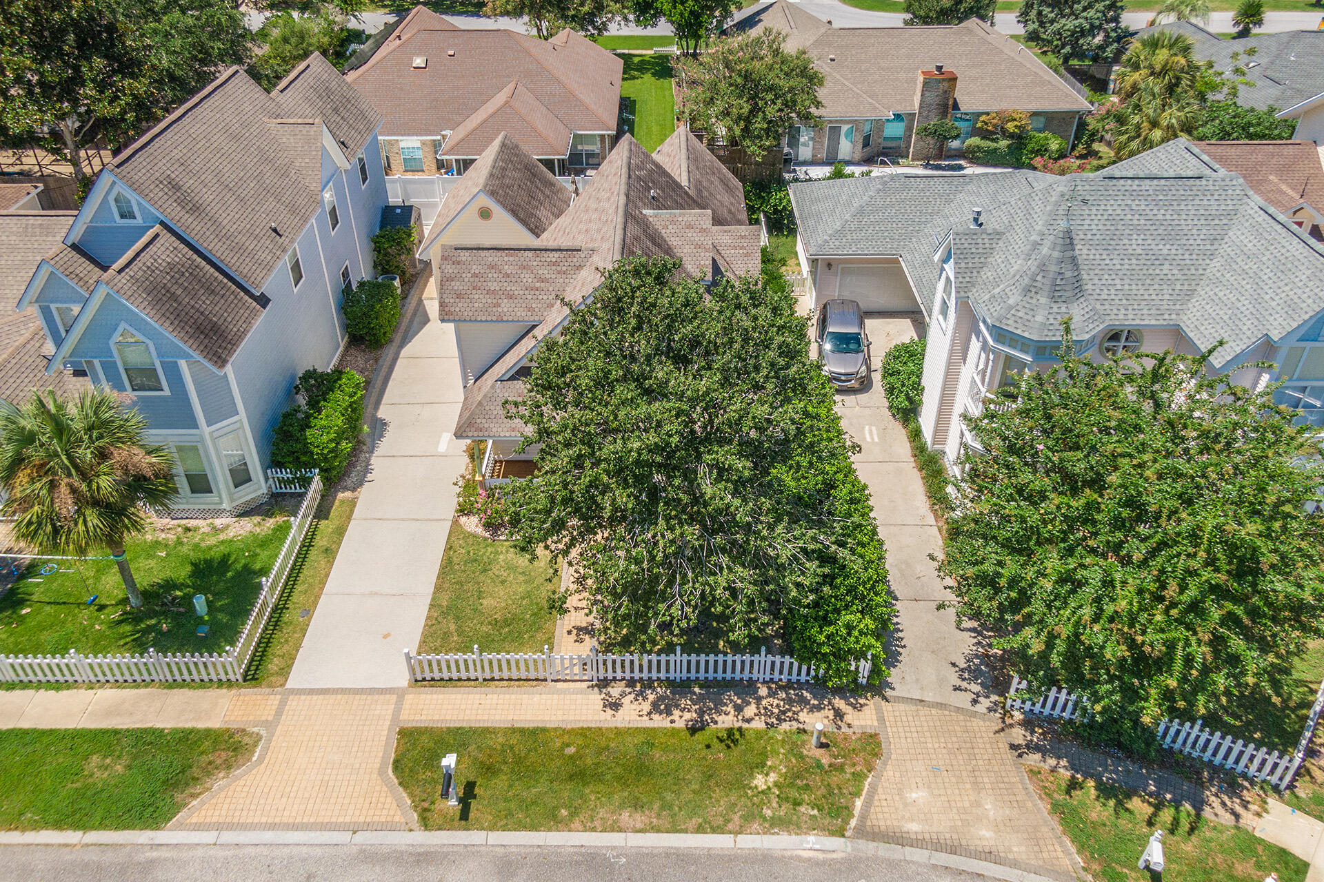 SOVEREIGN ISLE S/D - Residential Lease