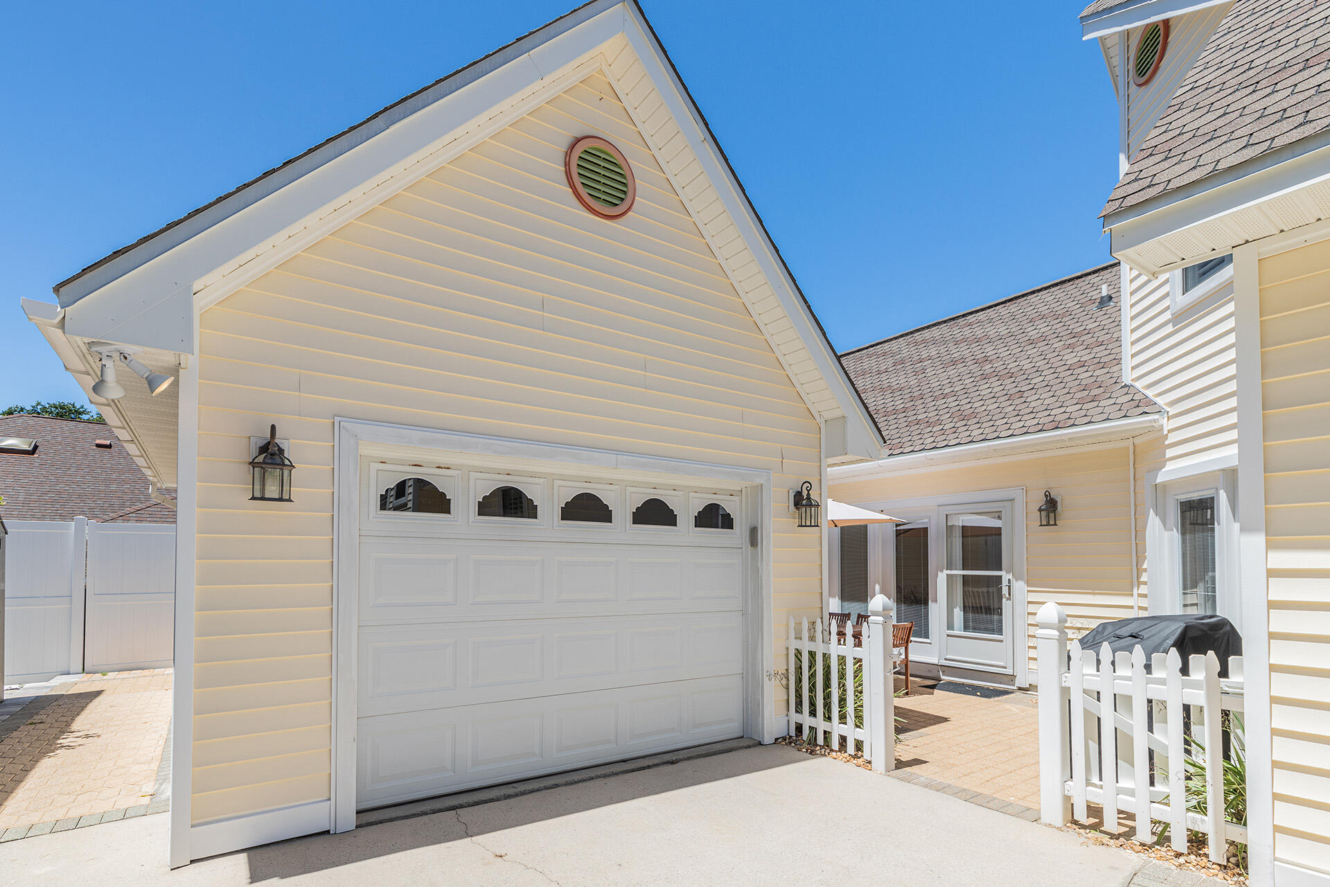 SOVEREIGN ISLE S/D - Residential Lease