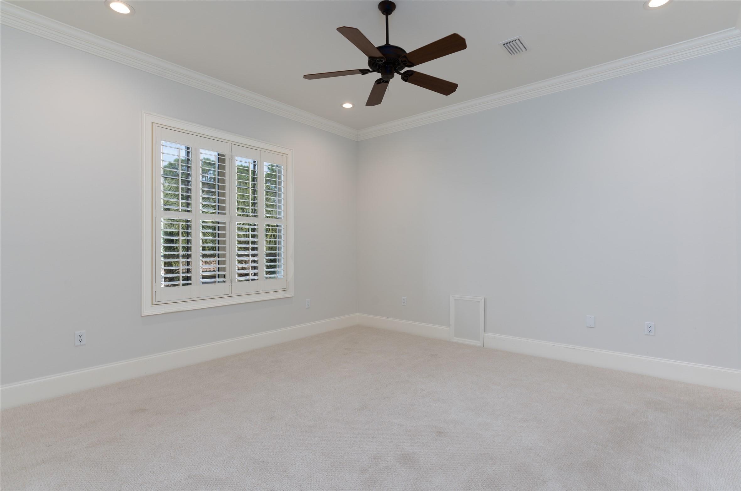 BURNT PINE - Residential