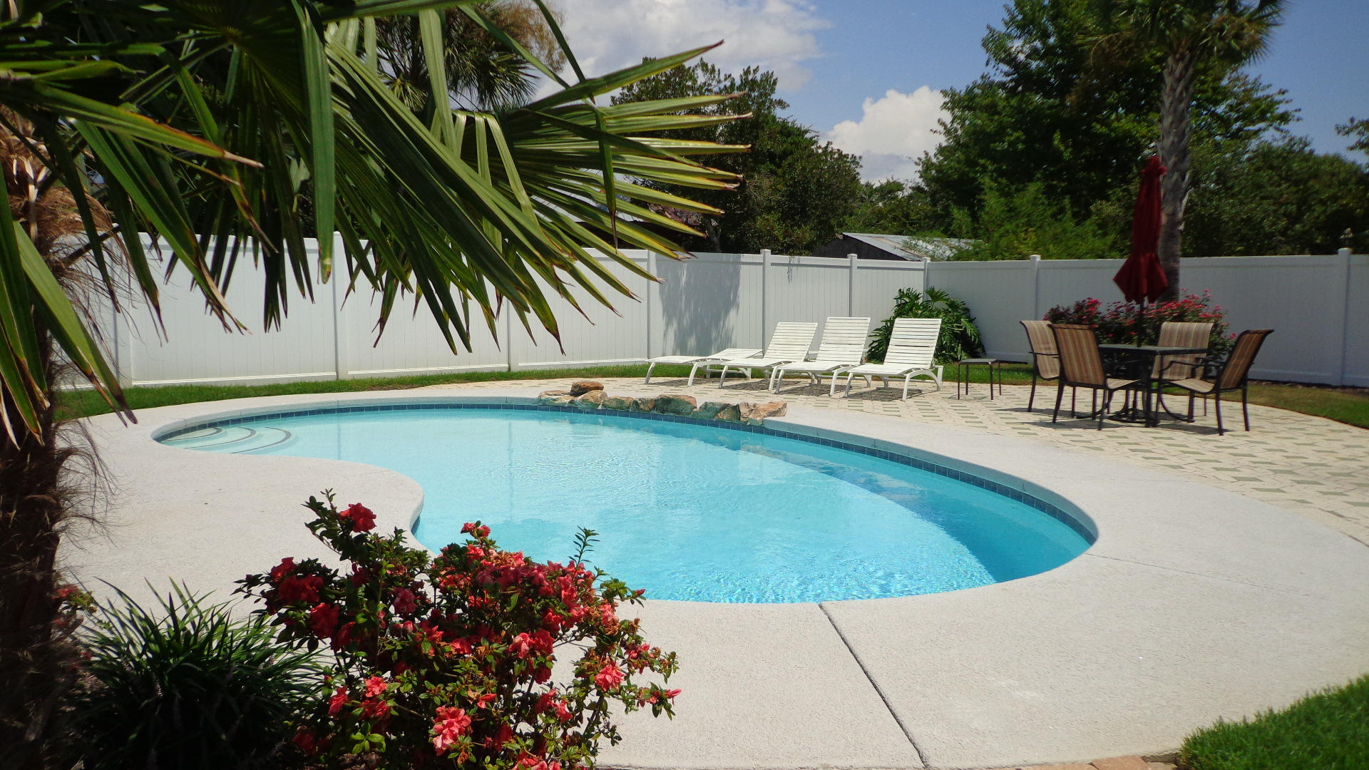 CRYSTAL BEACH - Residential