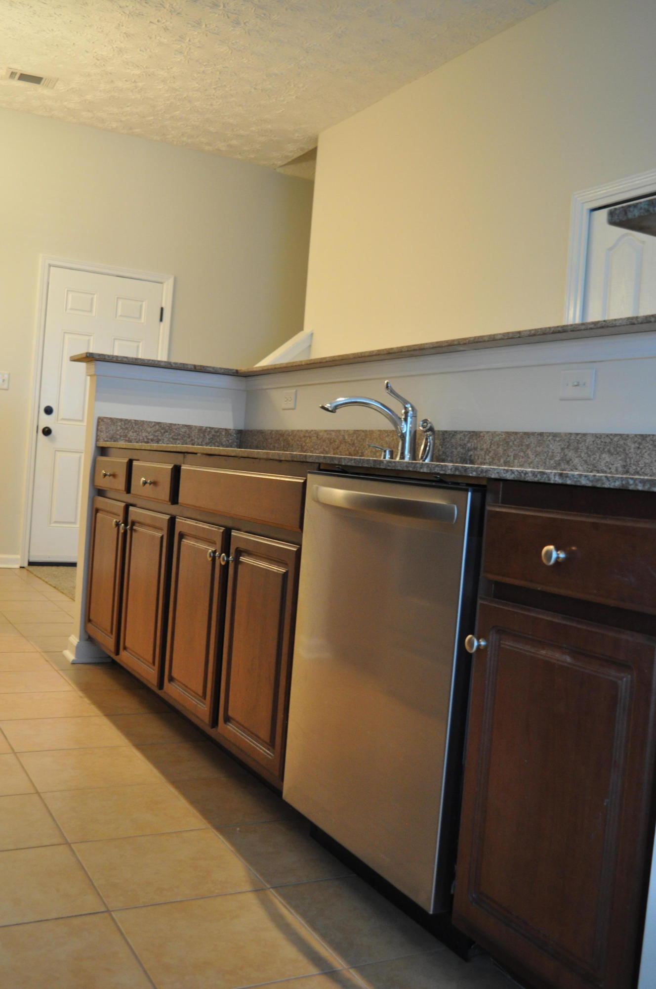 BRANDON OAKS - Residential Lease