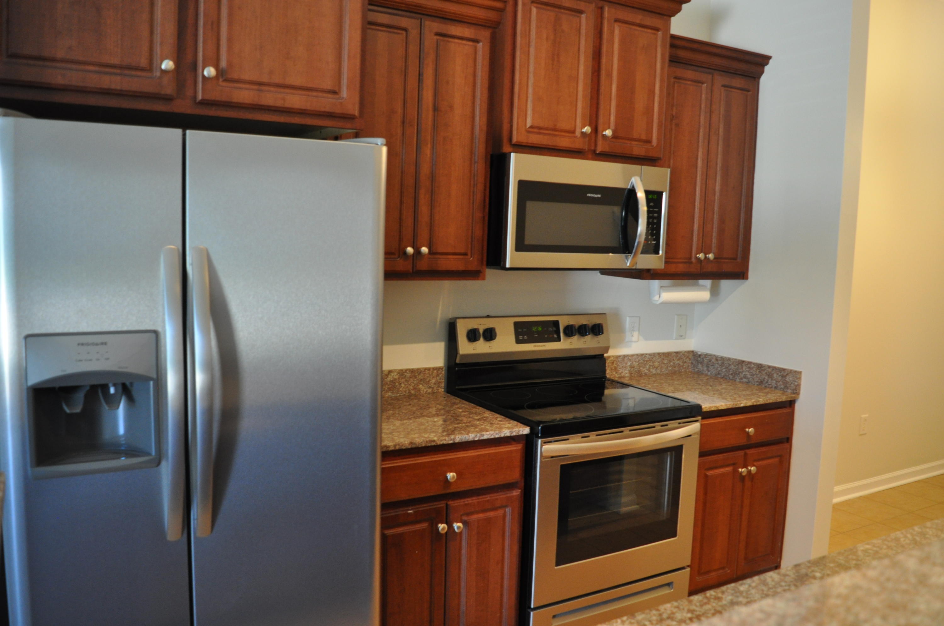 BRANDON OAKS - Residential Lease