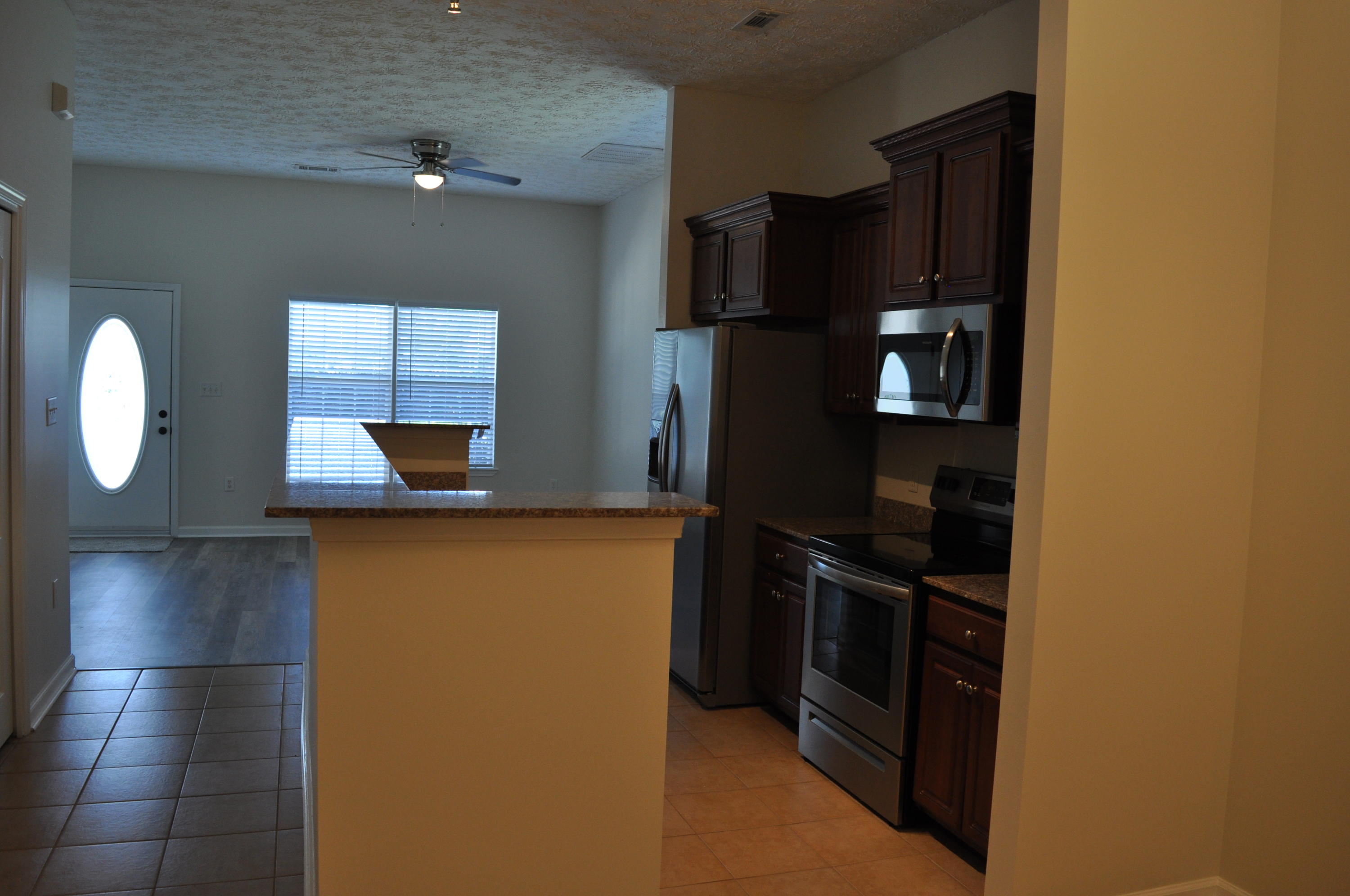 BRANDON OAKS - Residential Lease