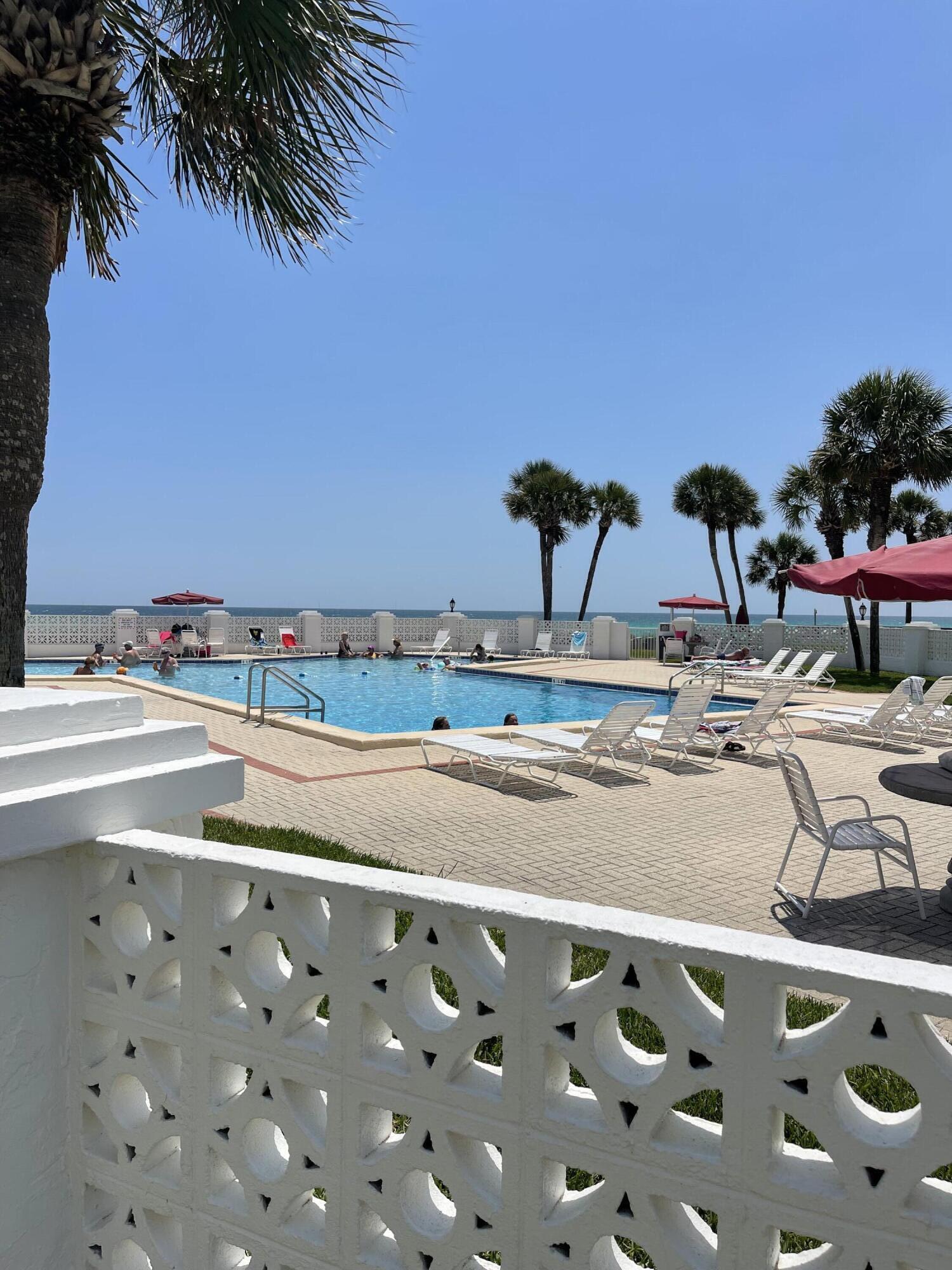 EL MATADOR CONDO - Residential