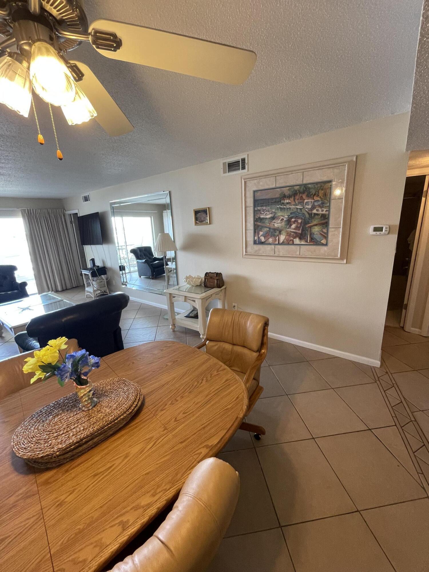 EL MATADOR CONDO - Residential