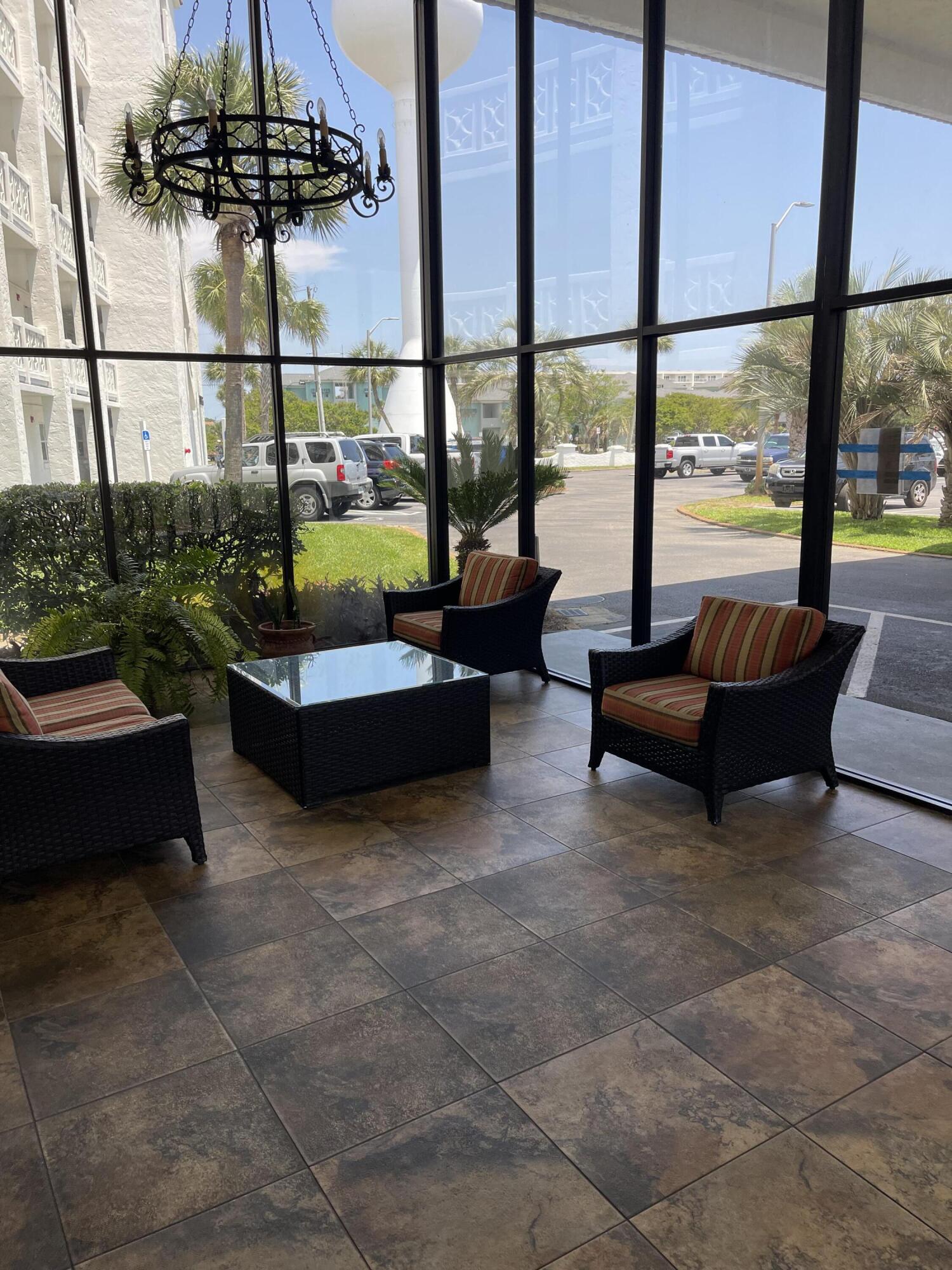 EL MATADOR CONDO - Residential