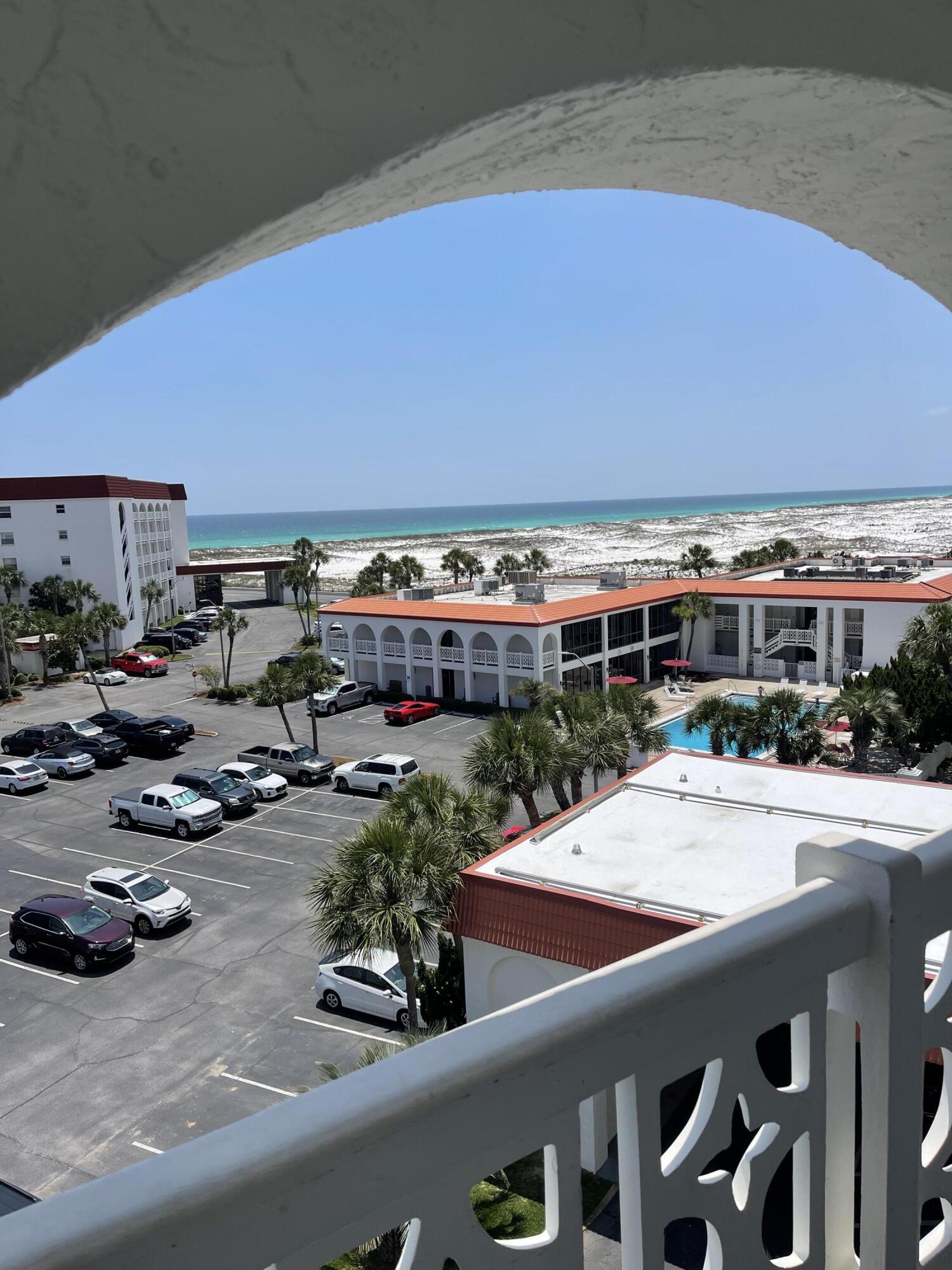 EL MATADOR CONDO - Residential