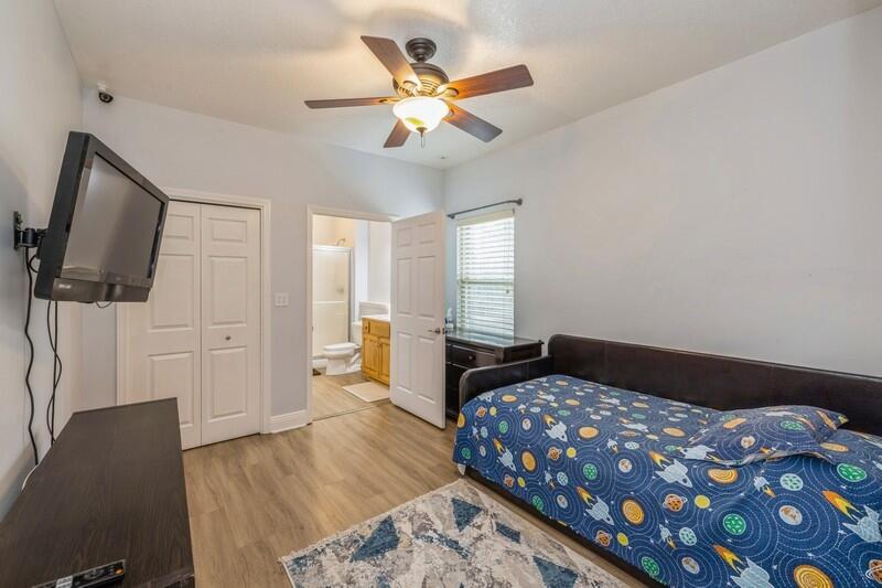 FOXWOOD ESTATES 2 - Residential