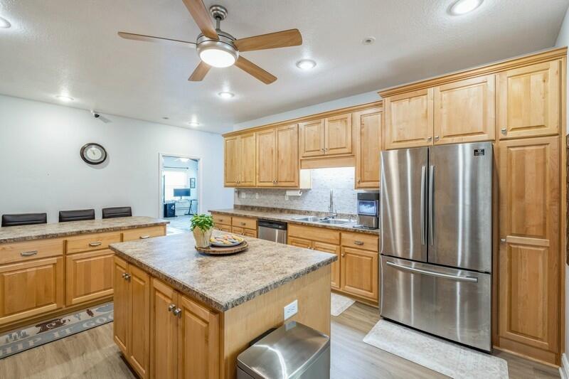 FOXWOOD ESTATES 2 - Residential