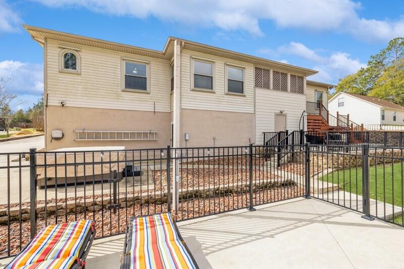 FOXWOOD ESTATES 2 - Residential