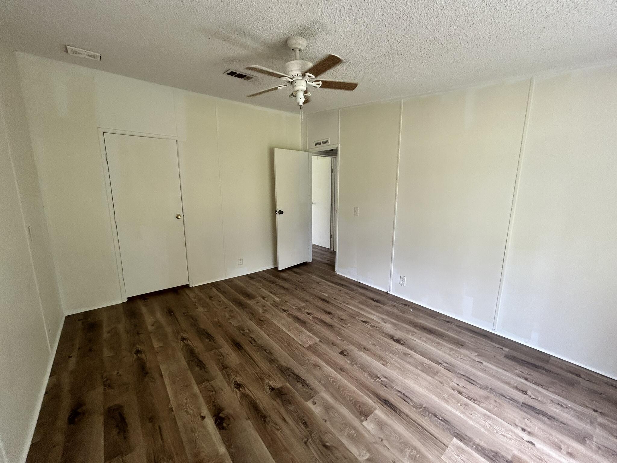 METES & BOUNDS - Residential Lease