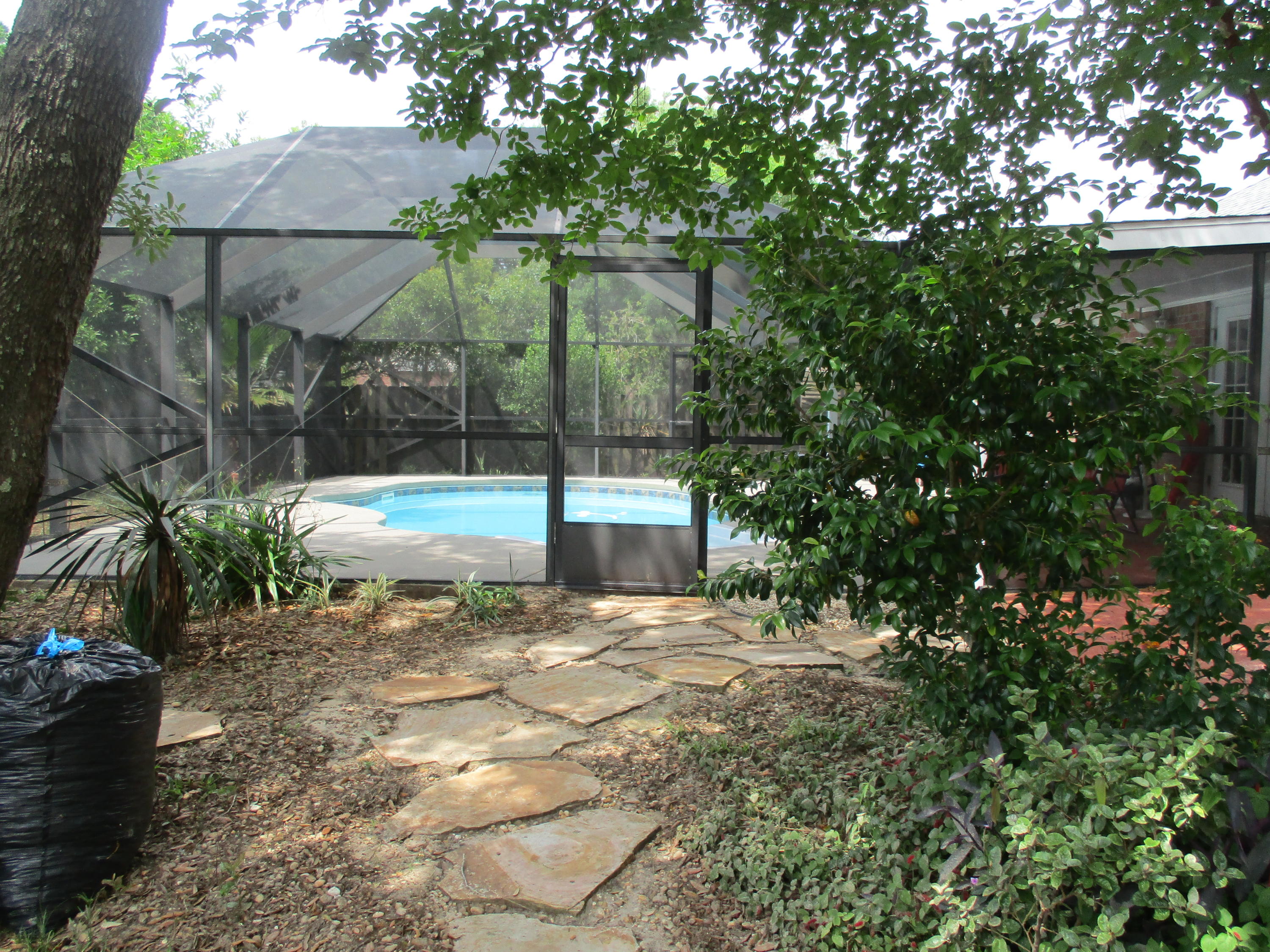 WOODLAWN HEIGHTS - Residential