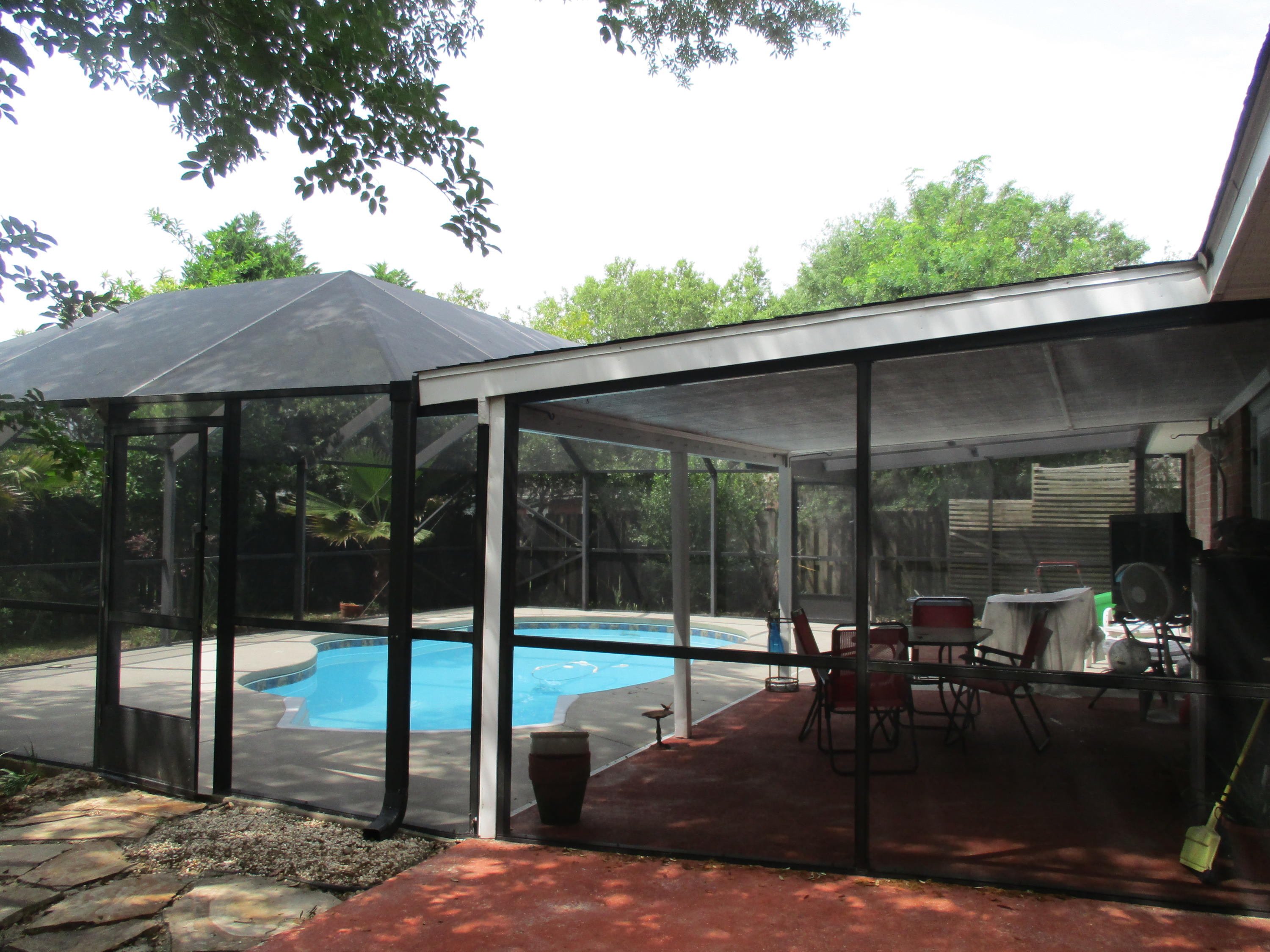 WOODLAWN HEIGHTS - Residential