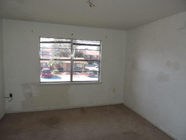 FAIR OAKS VILLAGE CONDO Bldg C Unit 5 - Residential