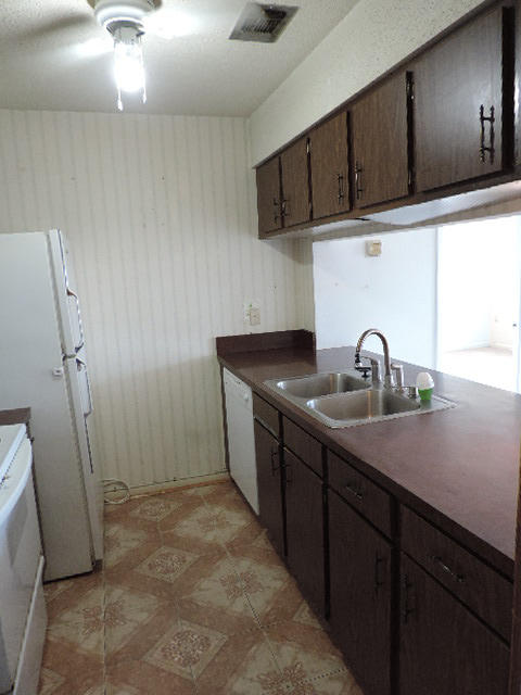 FAIR OAKS VILLAGE CONDO Bldg C Unit 5 - Residential