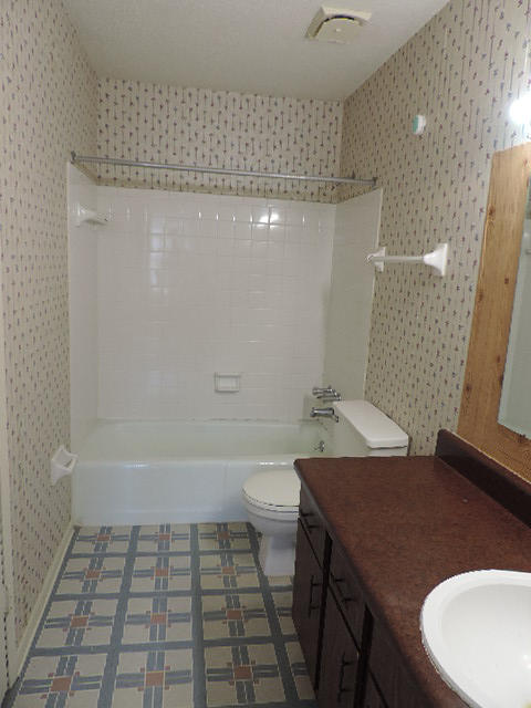 FAIR OAKS VILLAGE CONDO Bldg C Unit 5 - Residential