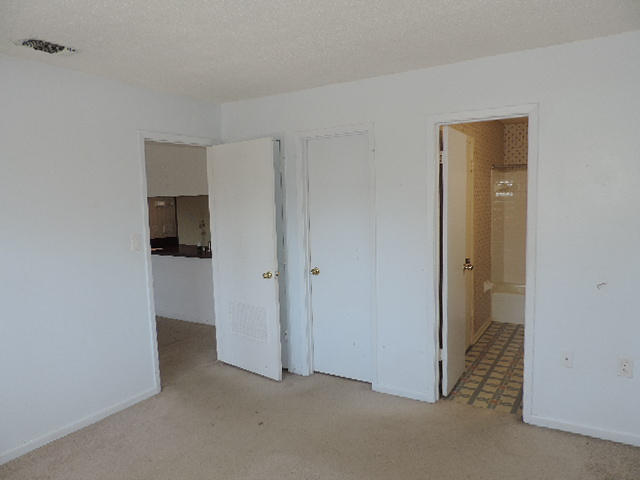 FAIR OAKS VILLAGE CONDO Bldg C Unit 5 - Residential