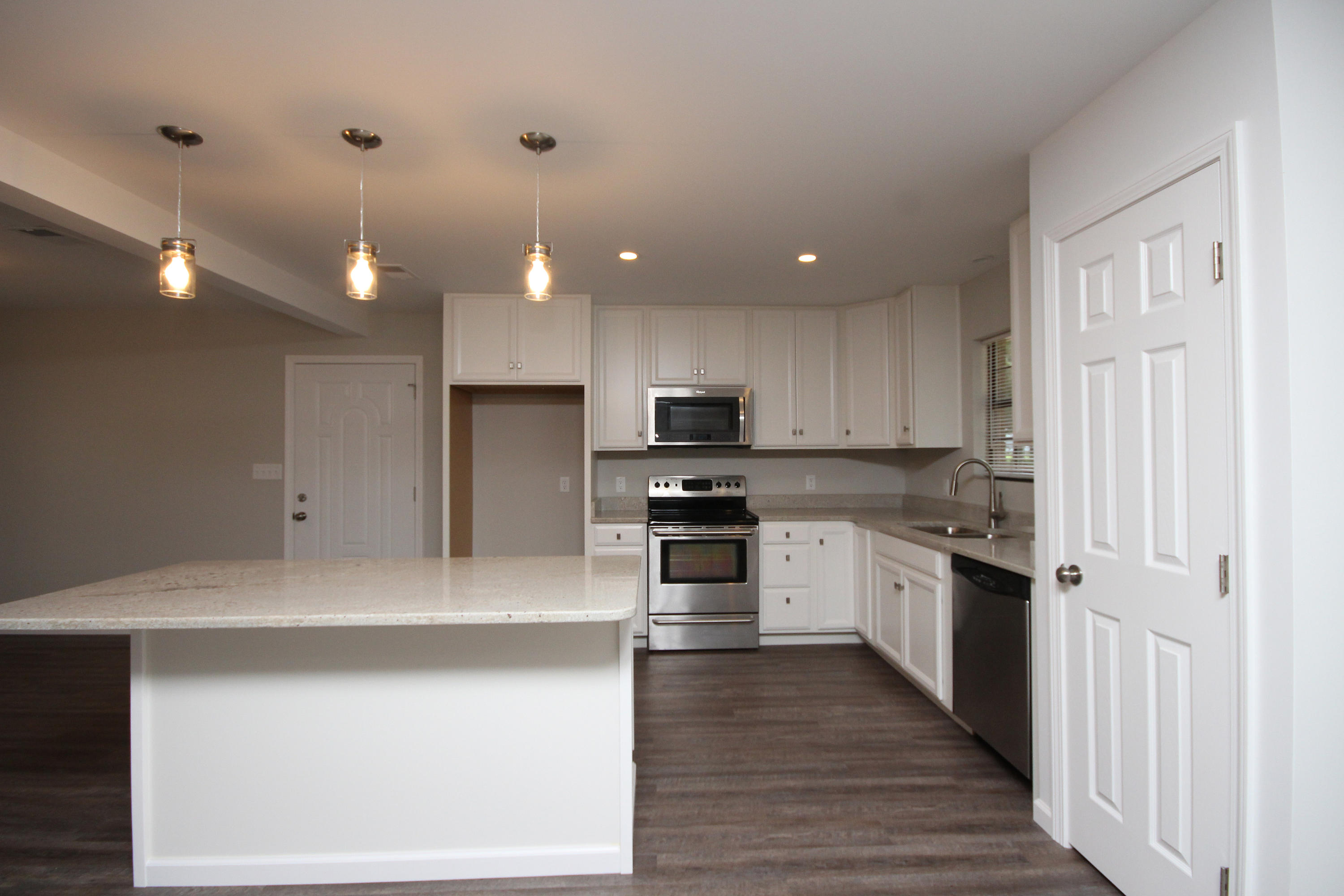 LOST CREEK - Residential