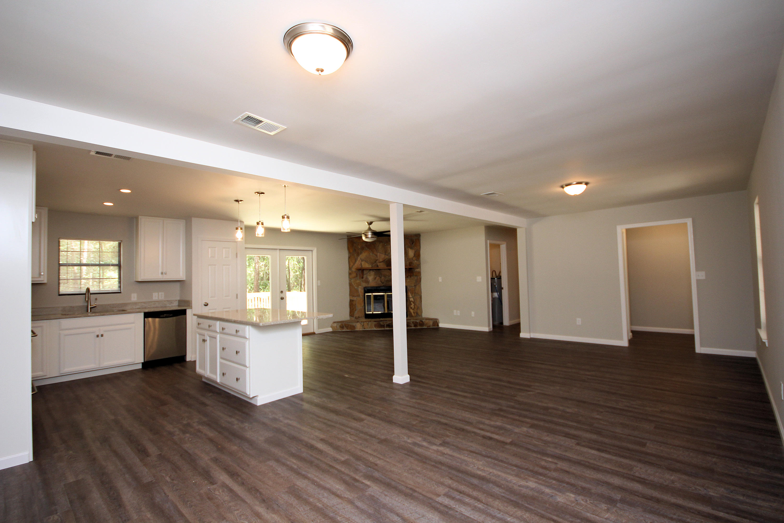 LOST CREEK - Residential