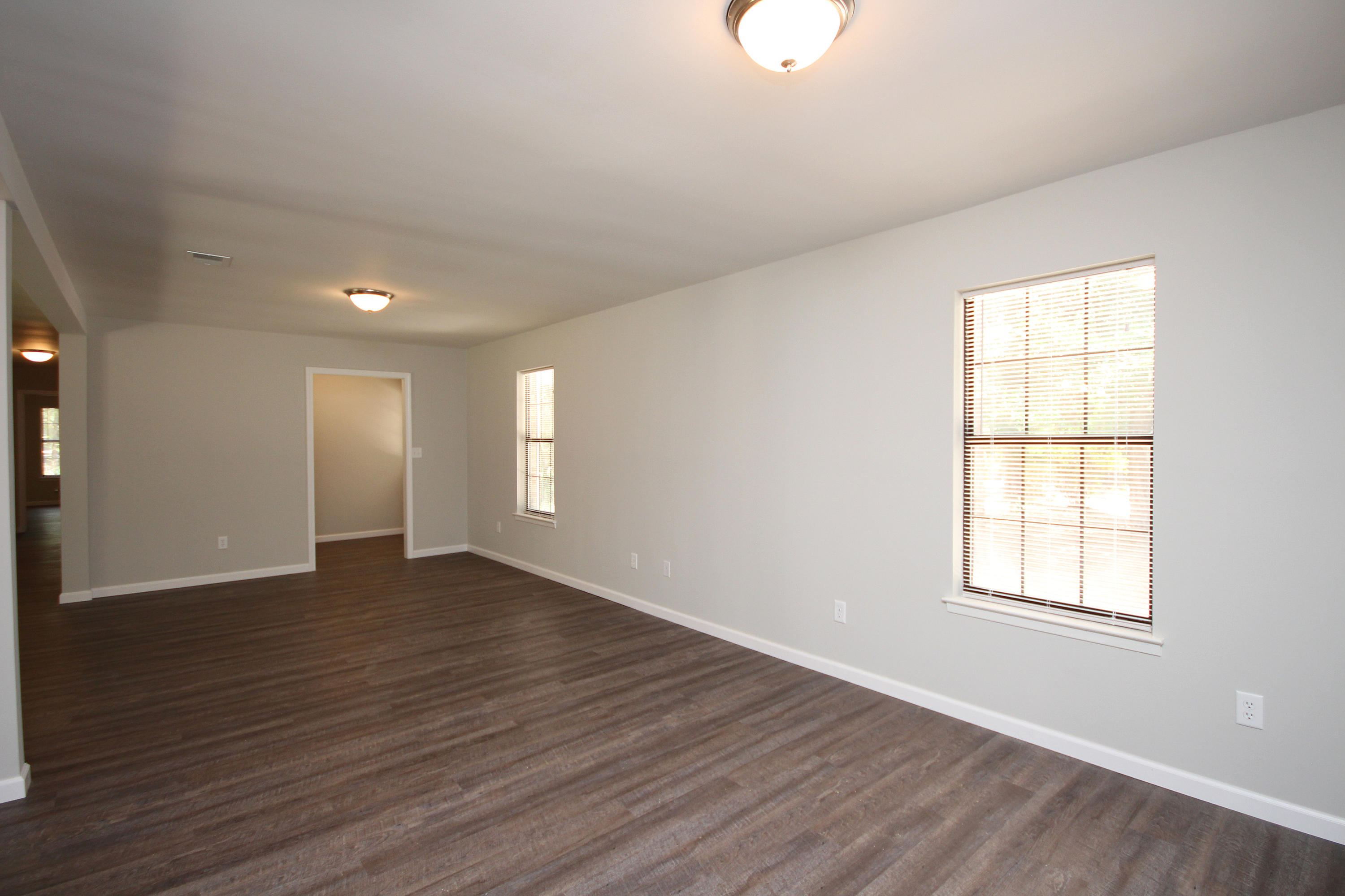 LOST CREEK - Residential