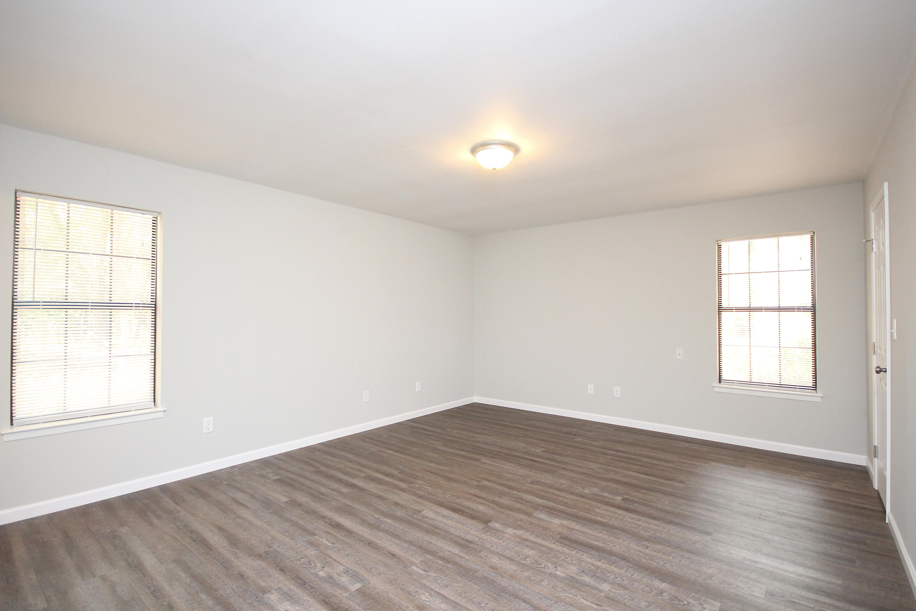 LOST CREEK - Residential