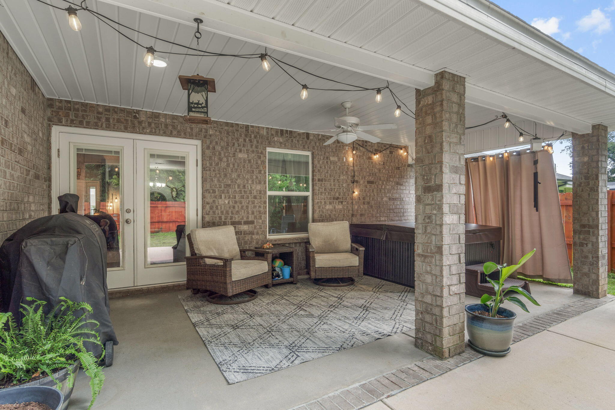 Maple Woods - Residential