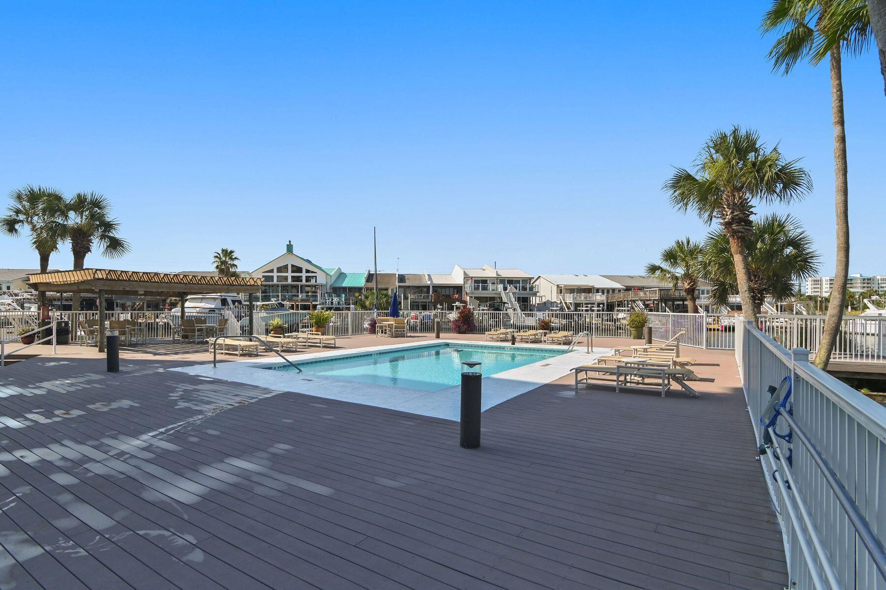 DESTIN HARBOR RESORT WEST - Residential