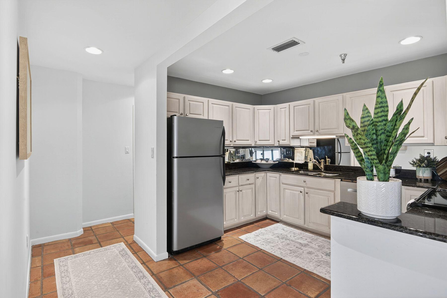 DESTIN HARBOR RESORT WEST - Residential