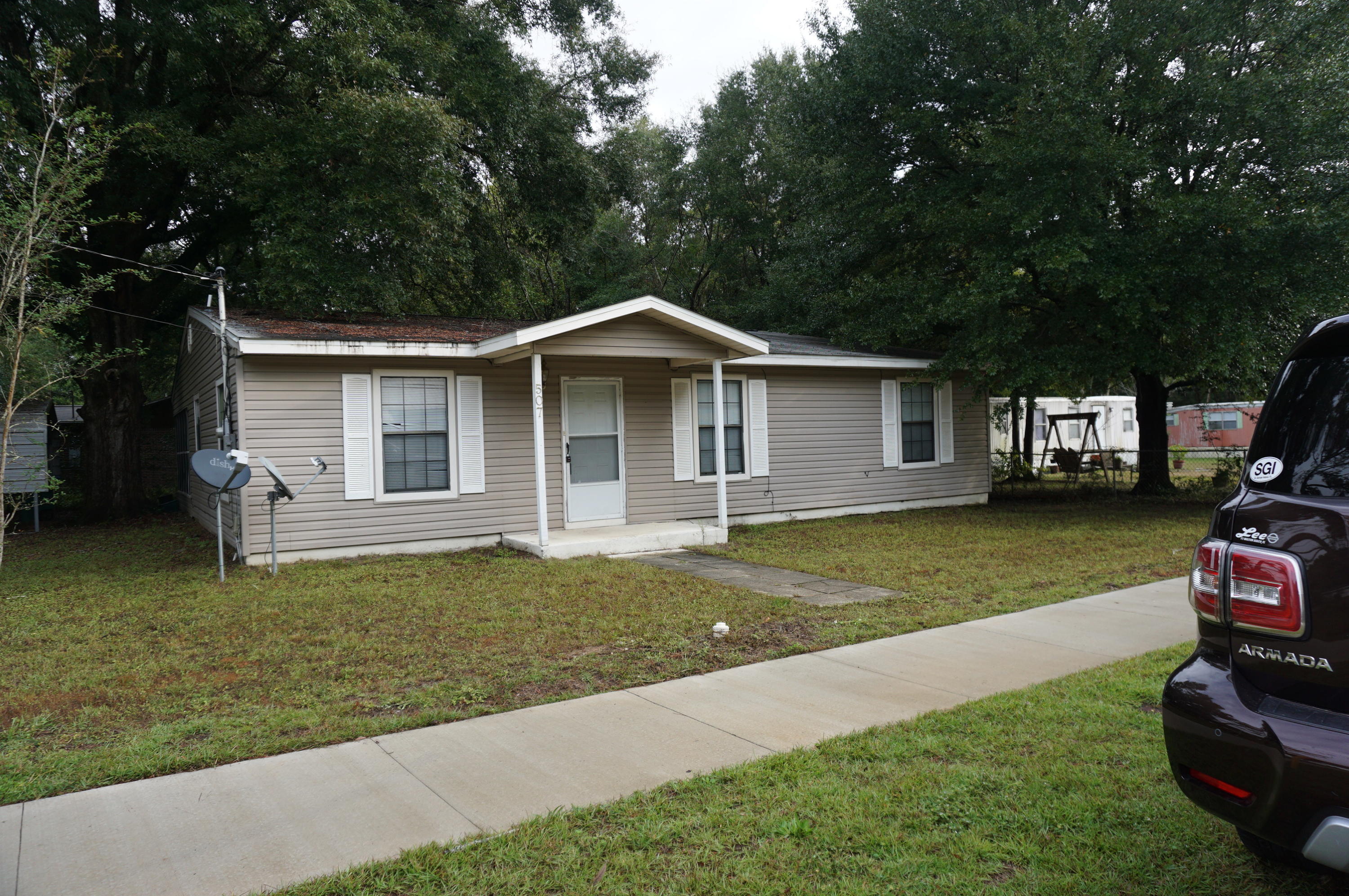 EDNEY 2ND ADD - Residential Lease