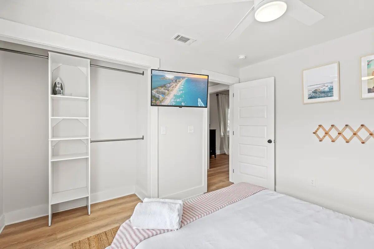 WAYMAR CONDO - Residential Lease