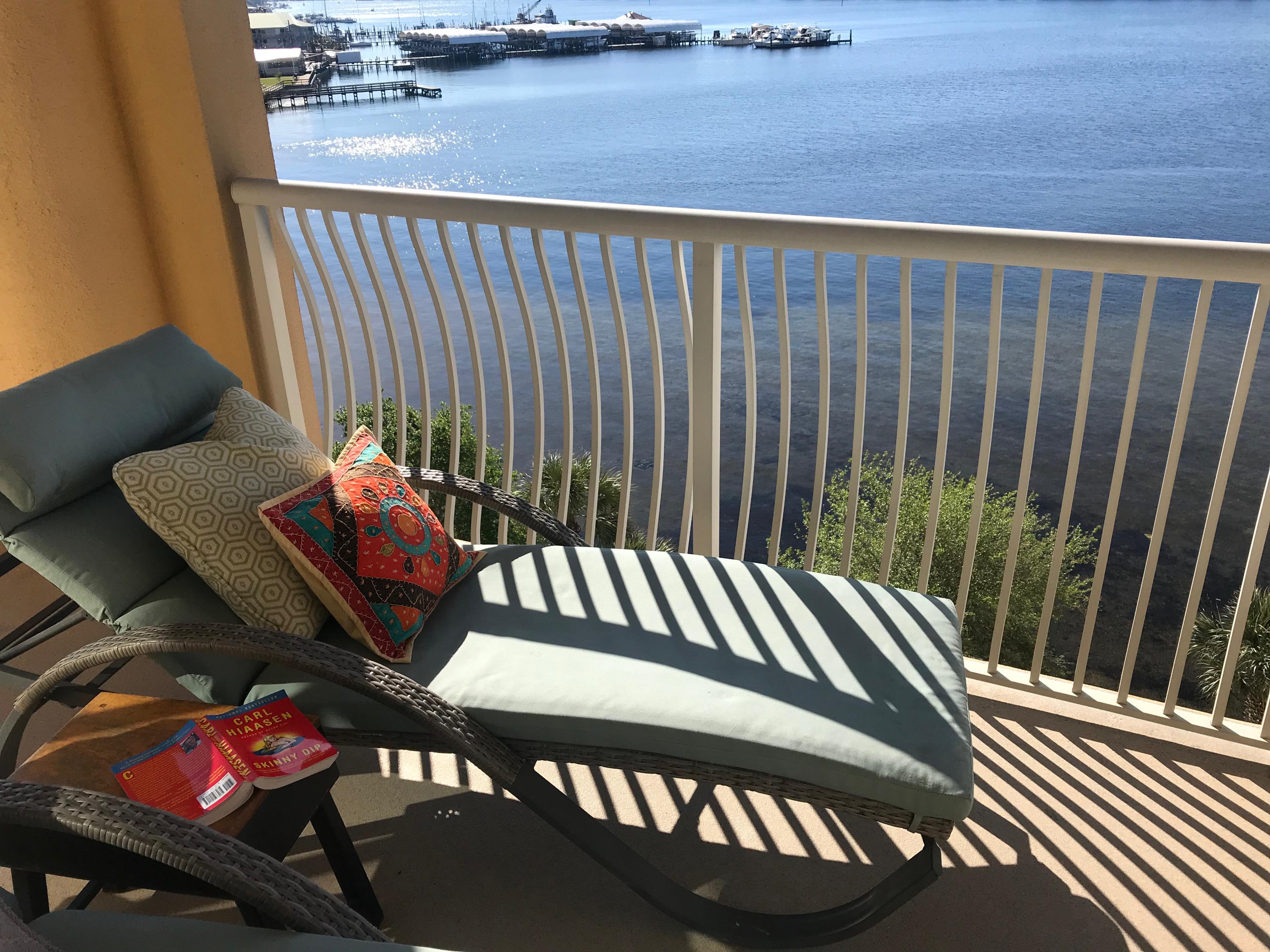 PRESIDIO YACHT CLUB - Residential