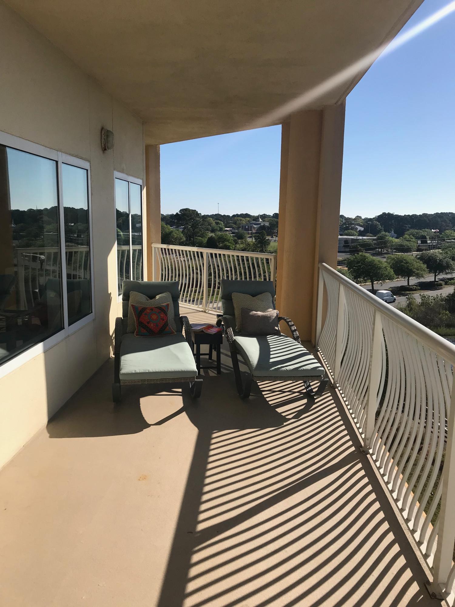 PRESIDIO YACHT CLUB - Residential