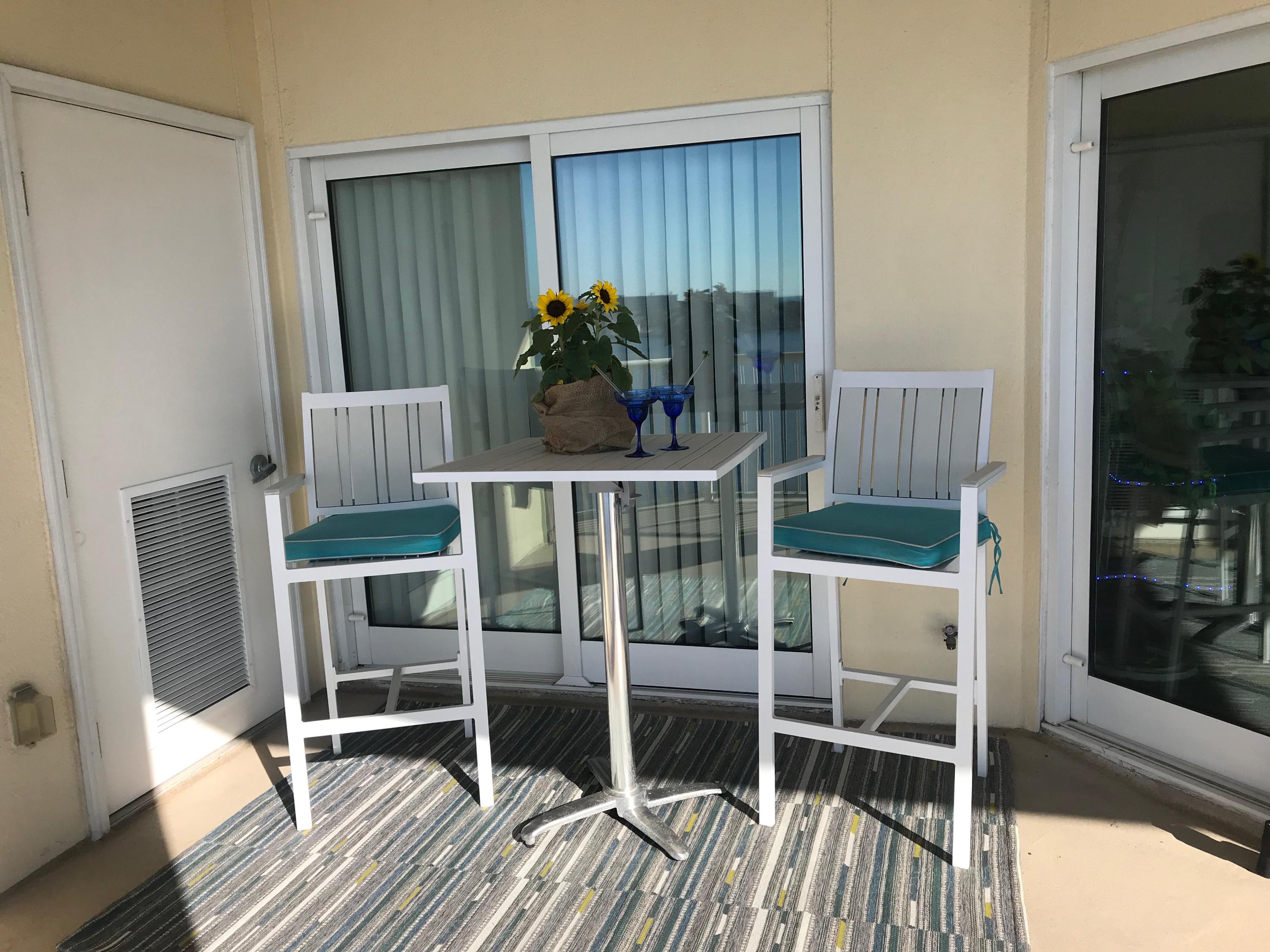 PRESIDIO YACHT CLUB - Residential