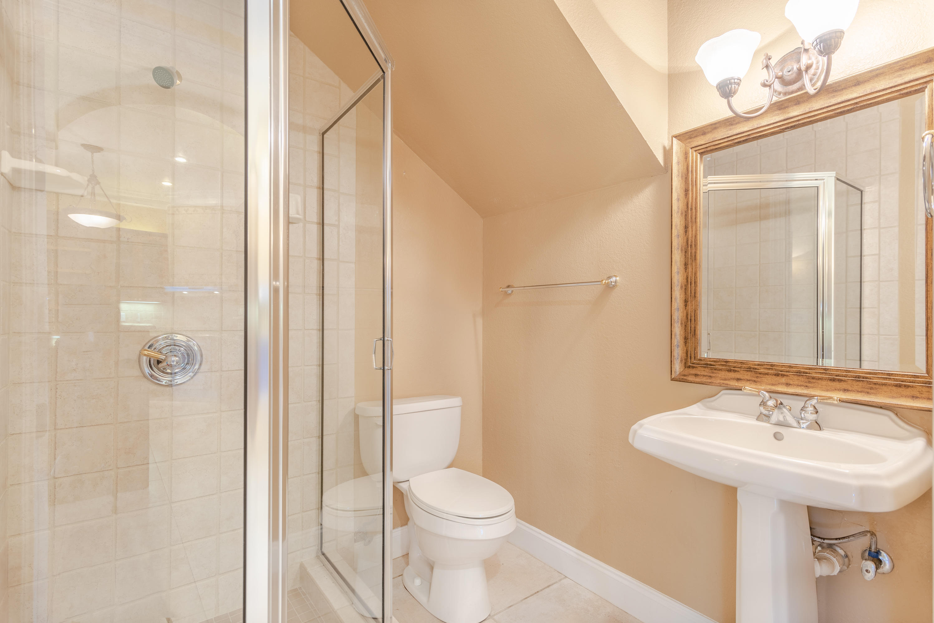 EMERALD BAY PH 1-B - Residential