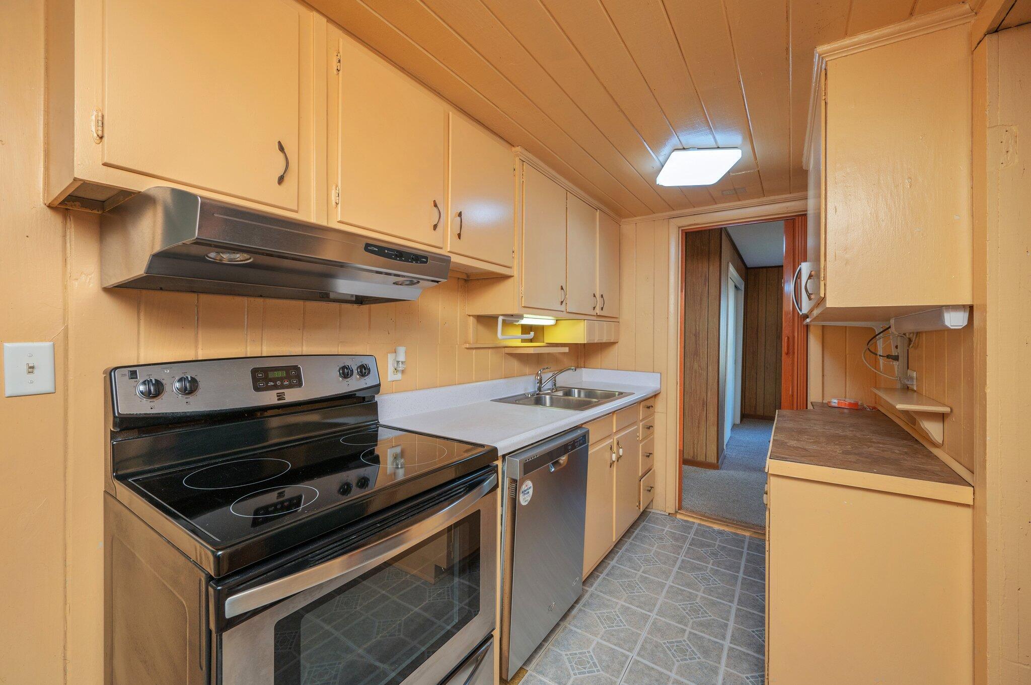 JUNIPER LAKE UNREC - Residential