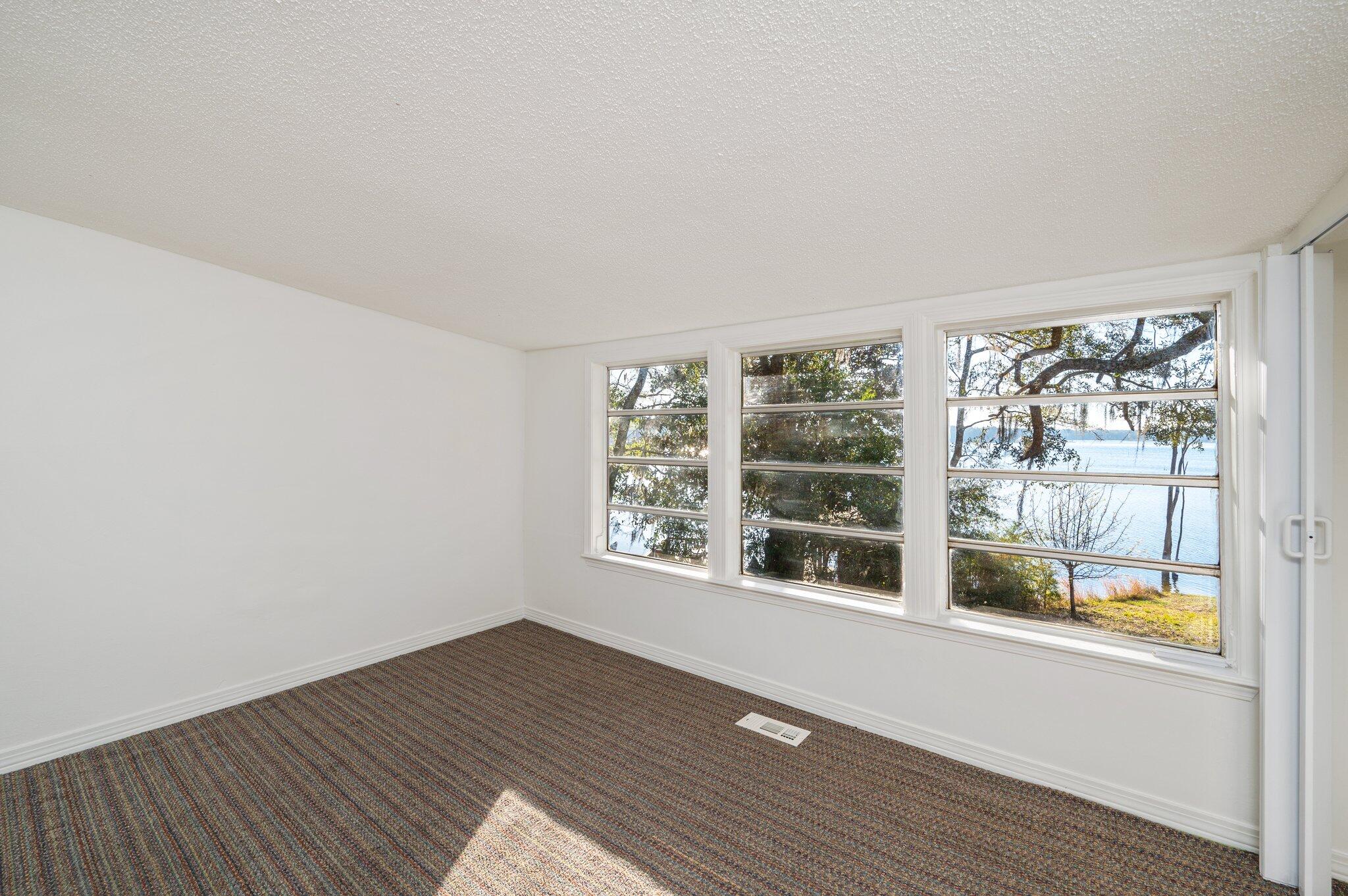 JUNIPER LAKE UNREC - Residential