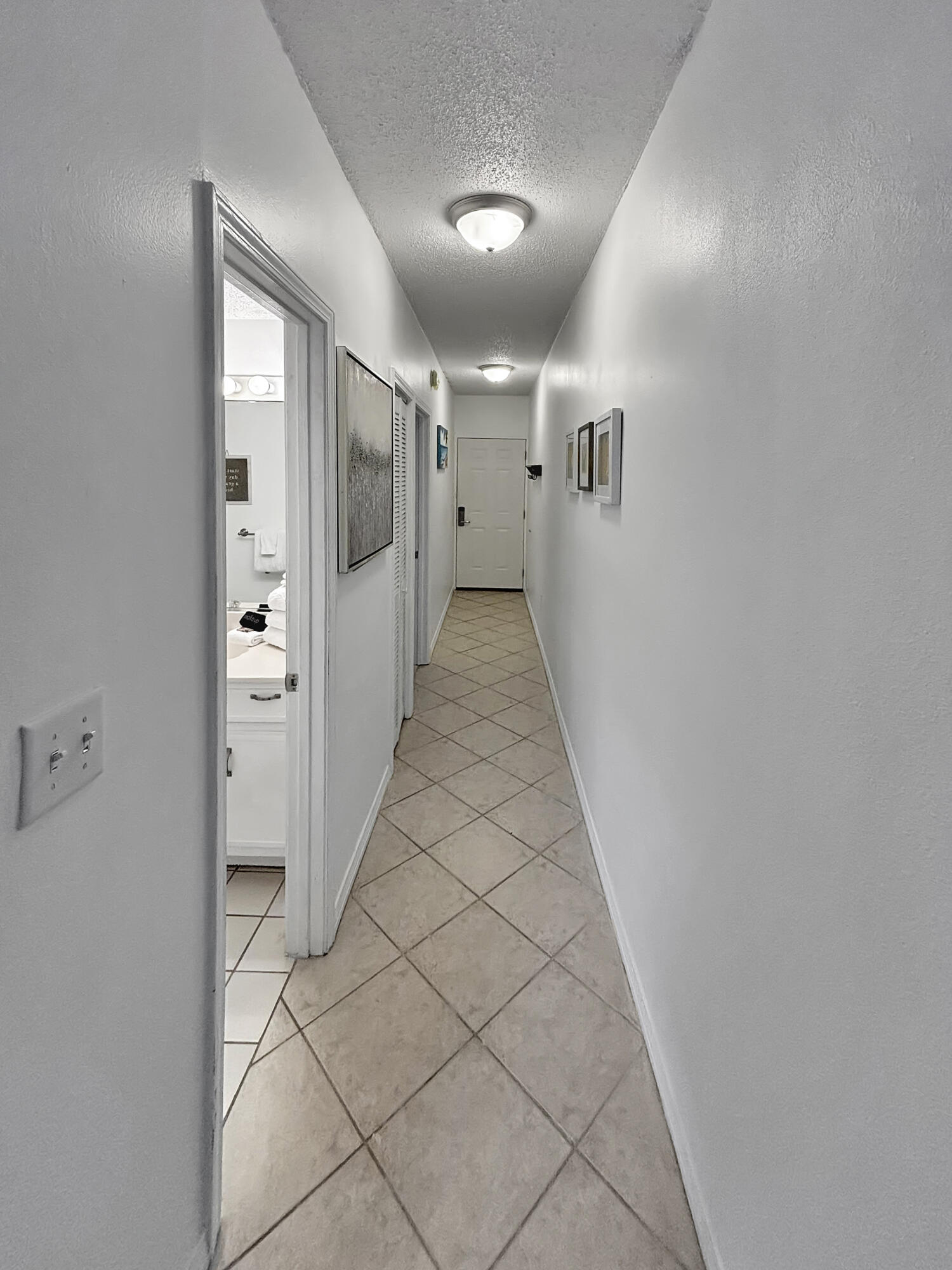 SILVER DUNES CONDO - Residential