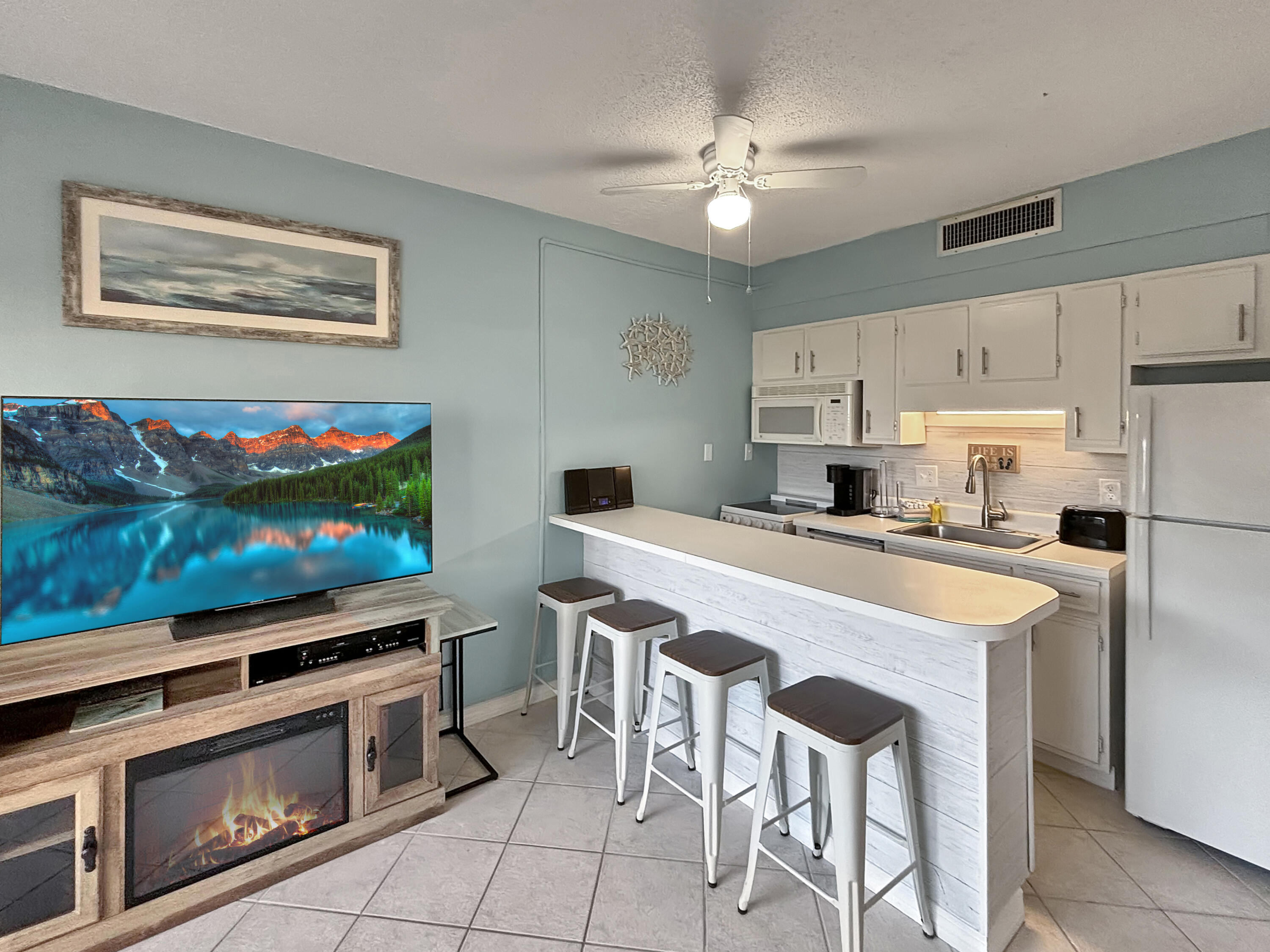 SILVER DUNES CONDO - Residential