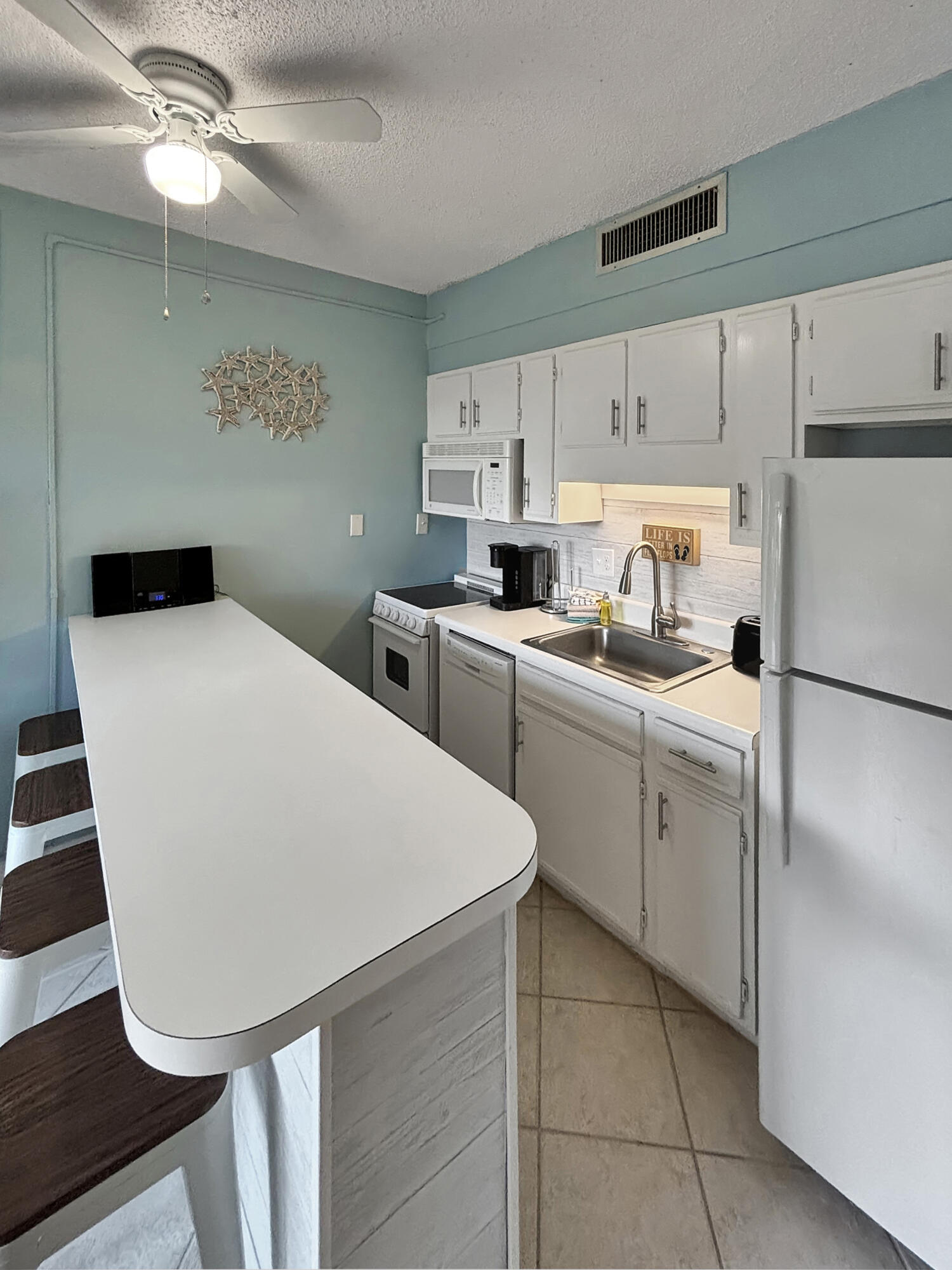 SILVER DUNES CONDO - Residential