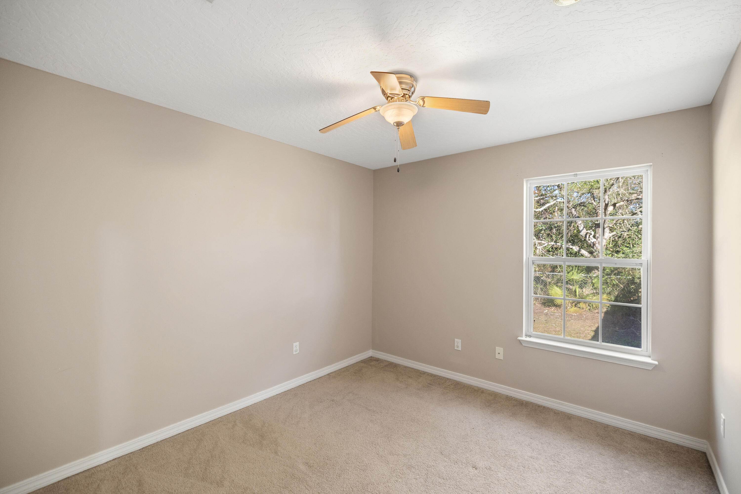 NAVARRE S/D 2ND ADDN - Residential